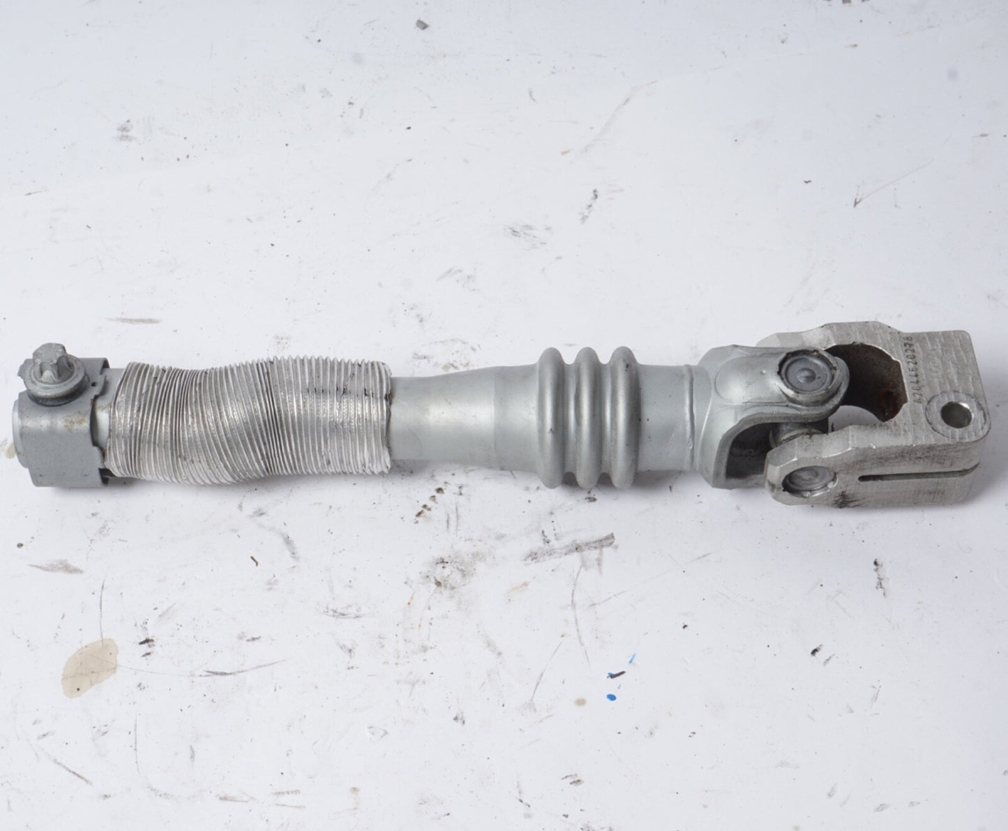 10-16 mercedes c300 e550 e350 power steering column shaft joint 2044620078 OEM