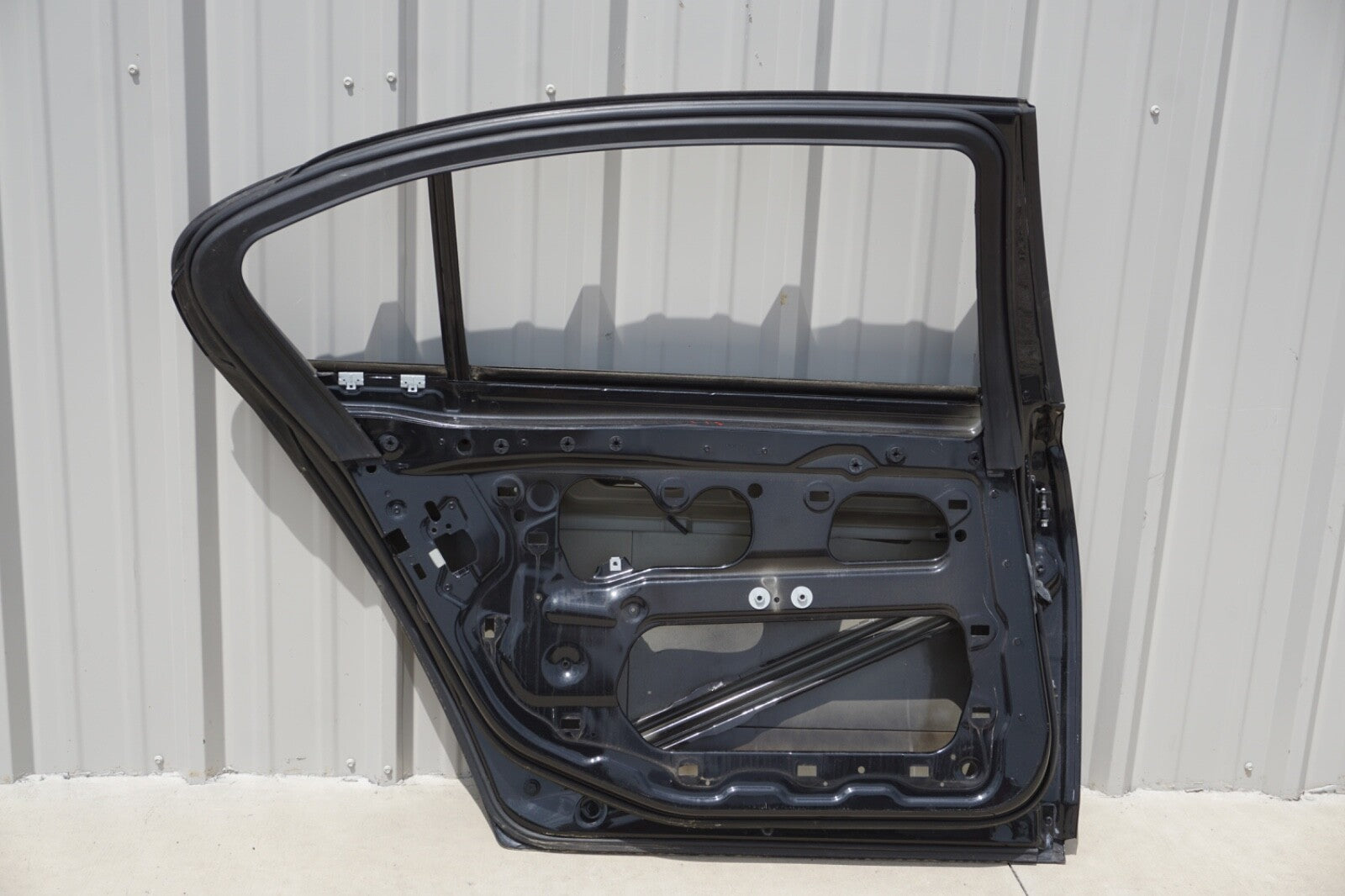 09-15 BMW 750Li F02 Rear Left Driver Side Door Shell OEM