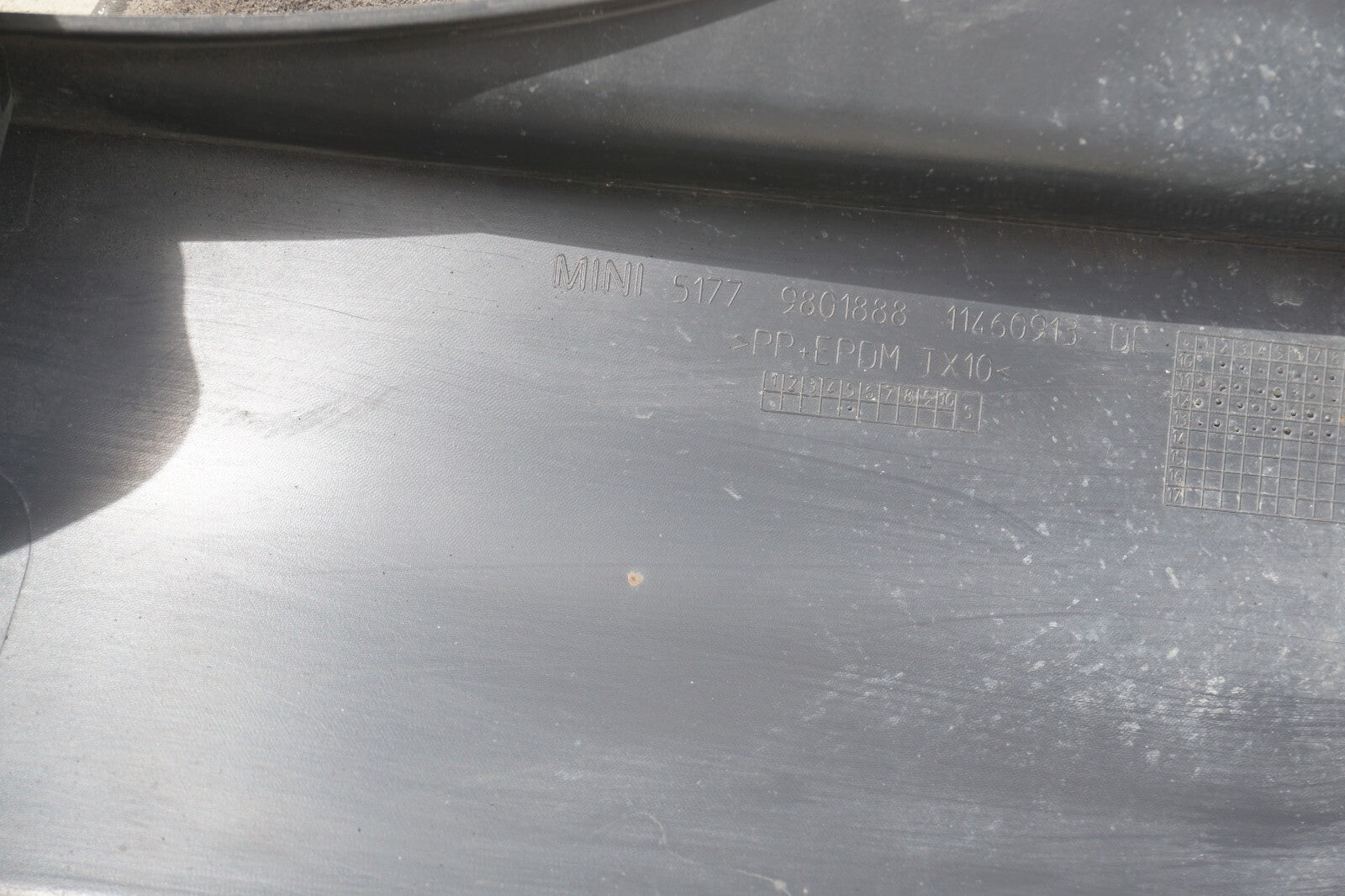 11 - 16 Mini Cooper Countryman Right Pass Side Rocker Panel Skirt Molding OEM