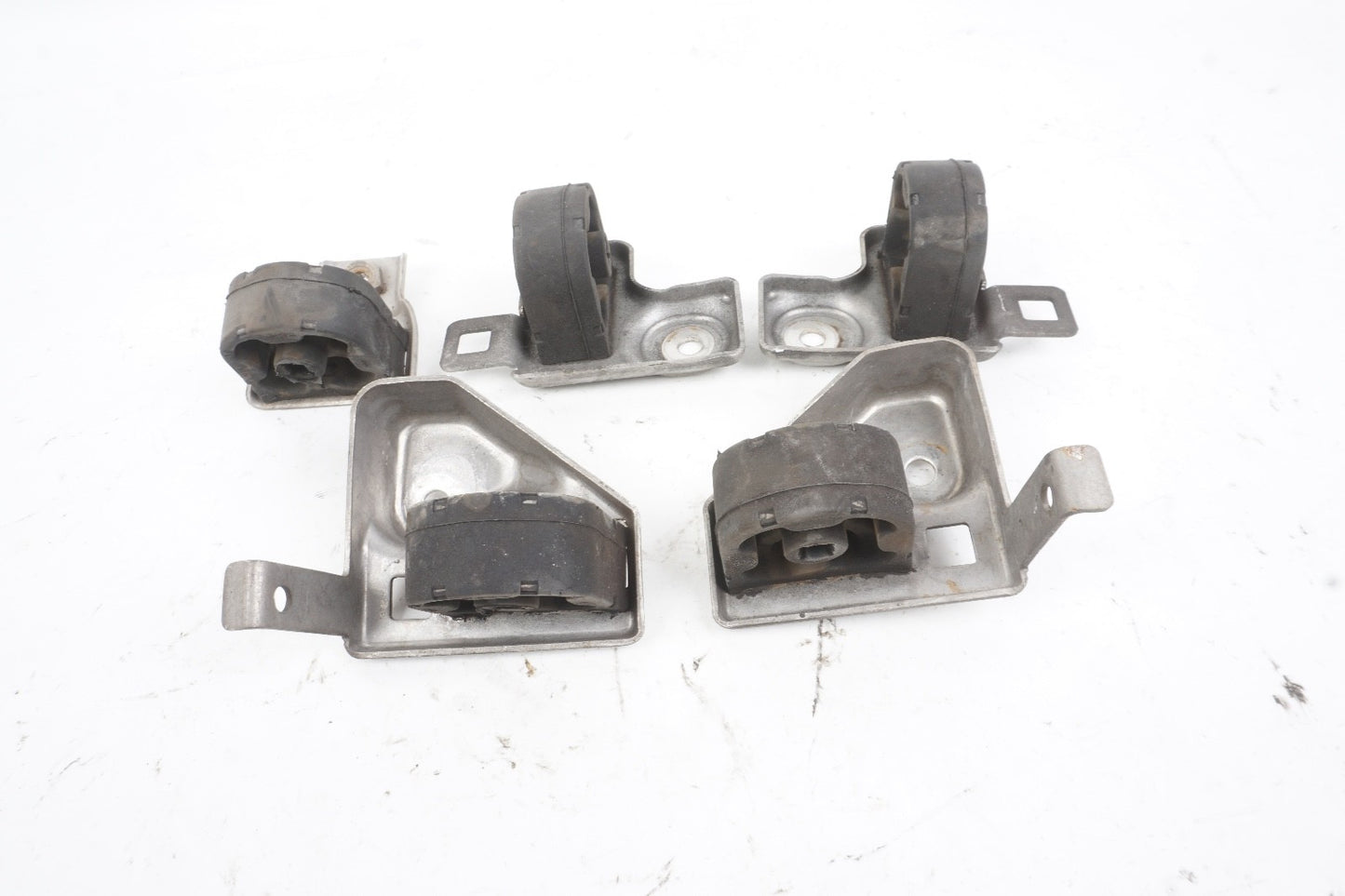 2014 - 2020 Maserati Ghibli M157 Exhaust Muffler Resonator Hanger SET OEM