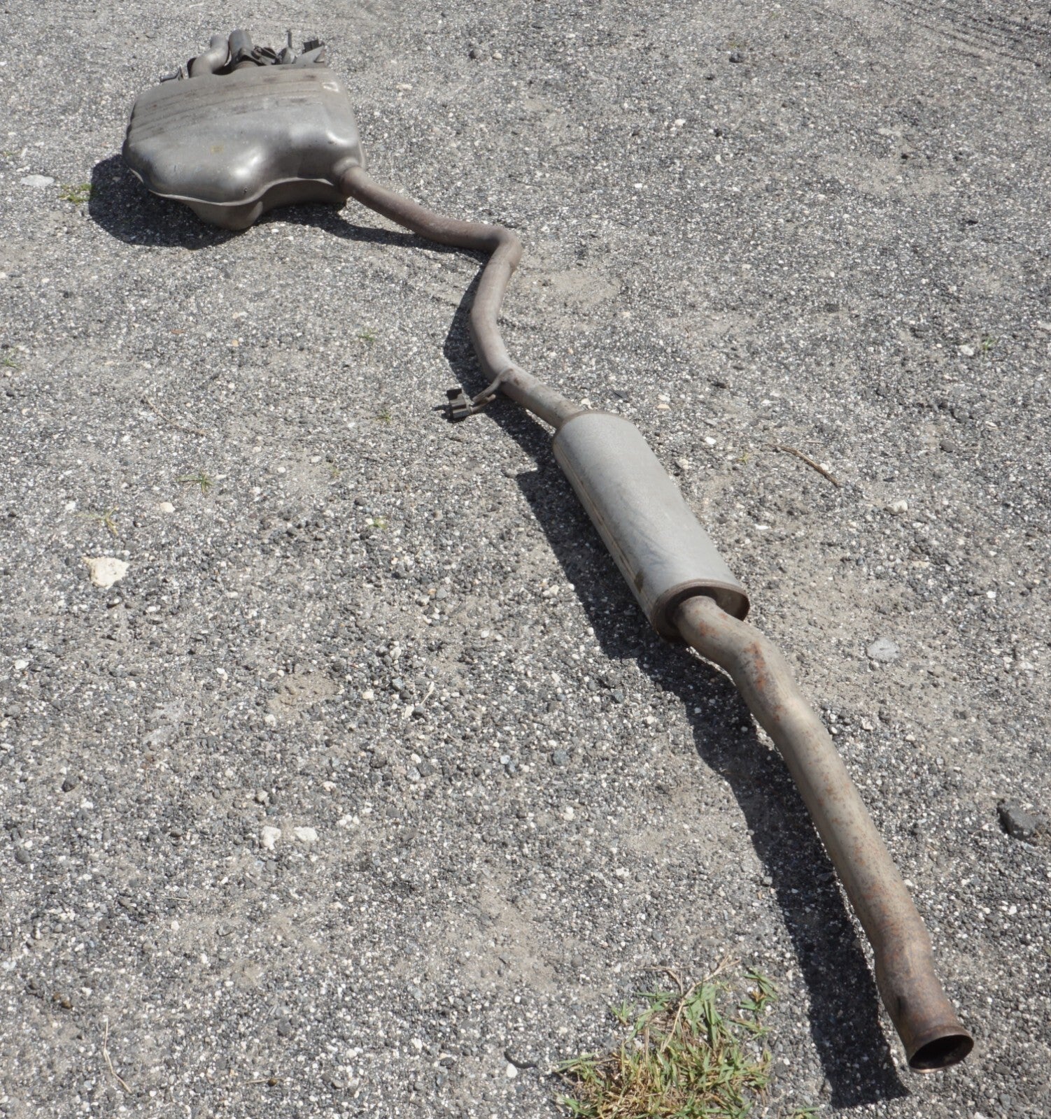 14-17 Mercedes S550 W222 Exhaust Resonator Pipe Muffler Passenger Side Right OEM