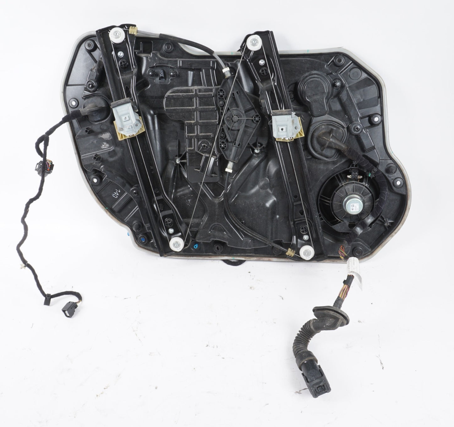 17 - 19 Alfa Romeo Giulia FRONT RIGHT PASSENGER SIDE WINDOW REGULATOR PANEL OEM