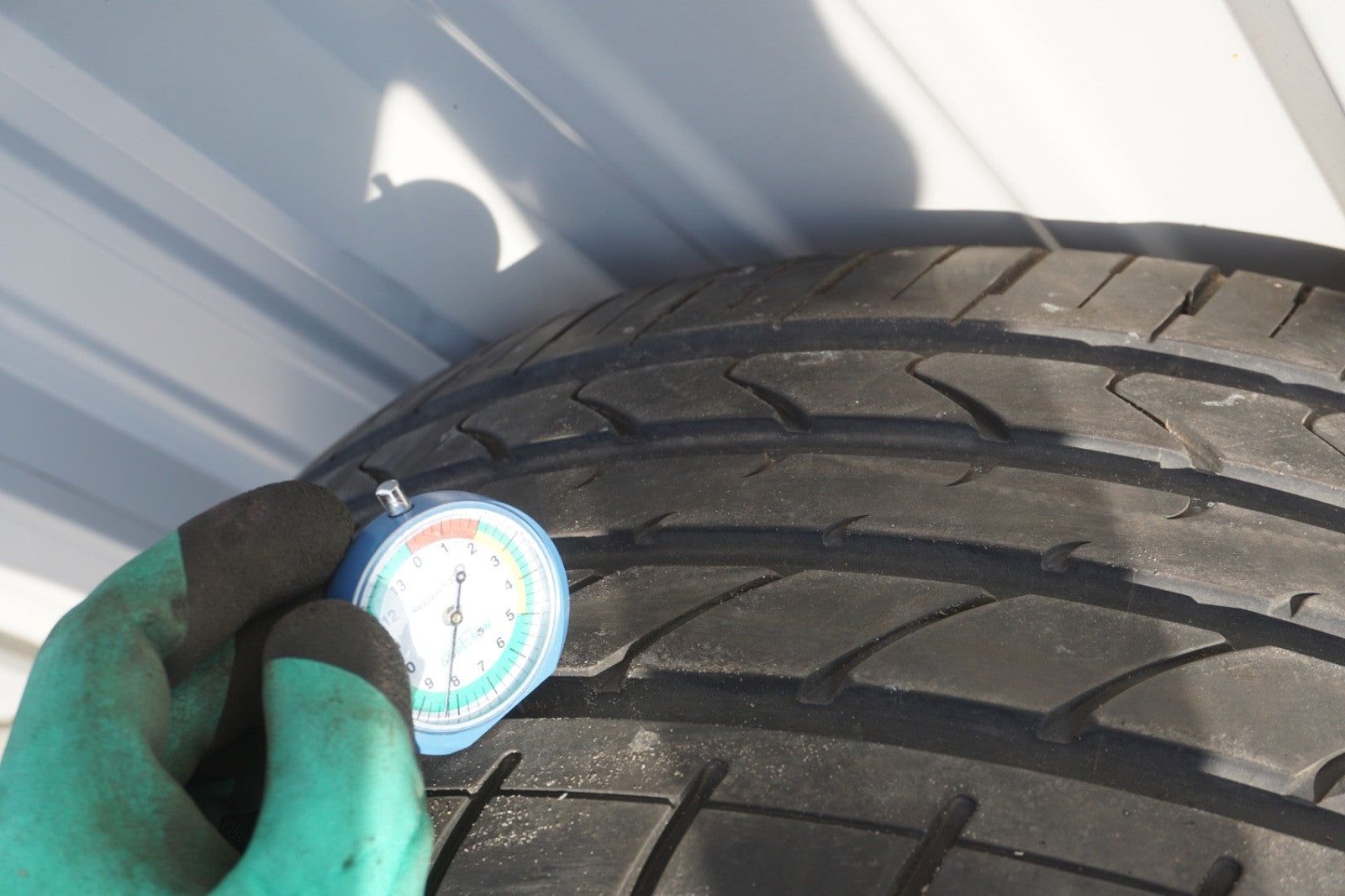 Used 285/35ZR20 Atturo AZ850 104Y - 8.2/32
