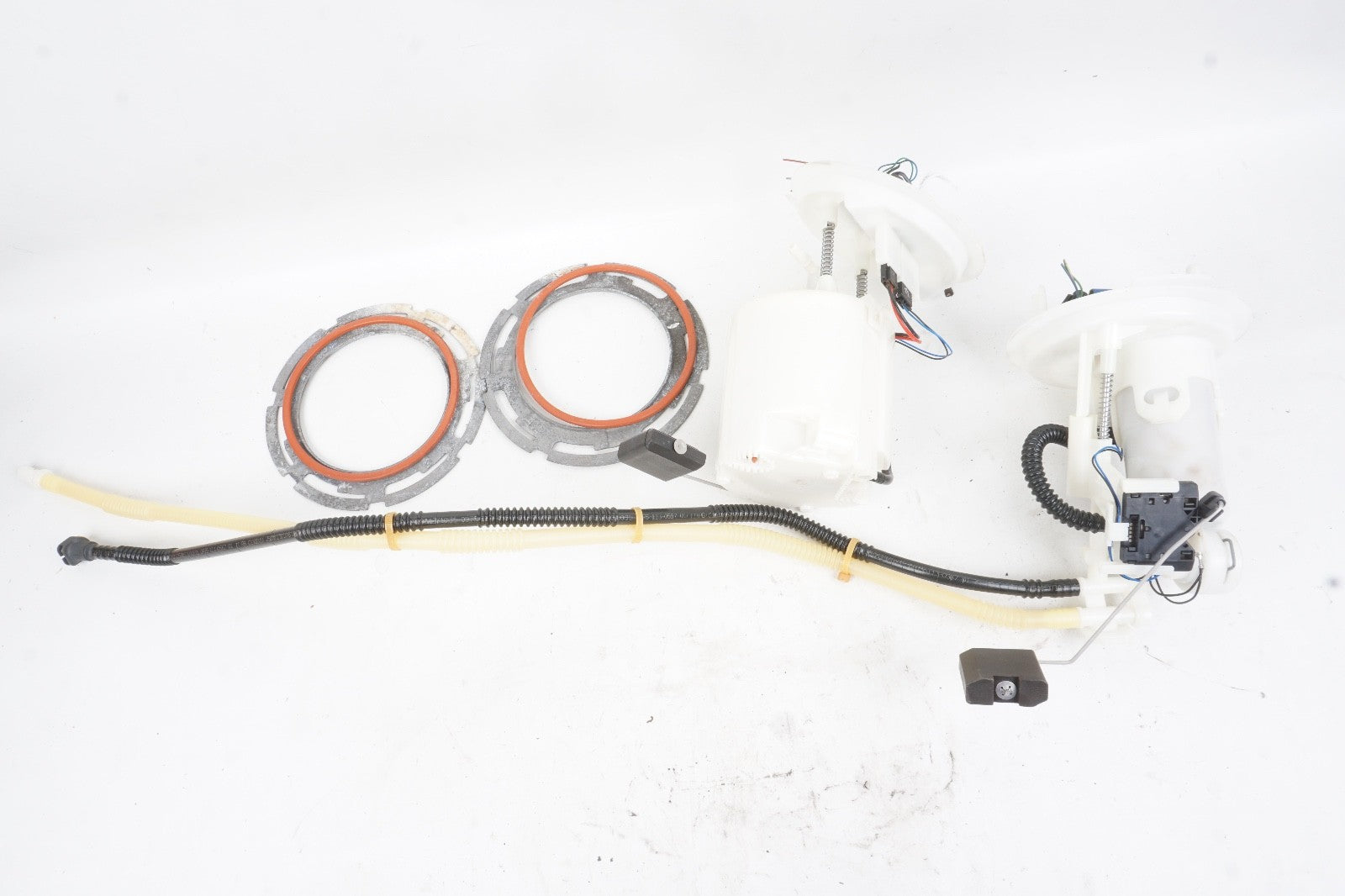 2012 - 2015 Mercedes C250 1.8L Fuel Pump Tank Sending Unit & Level Sensor 36k