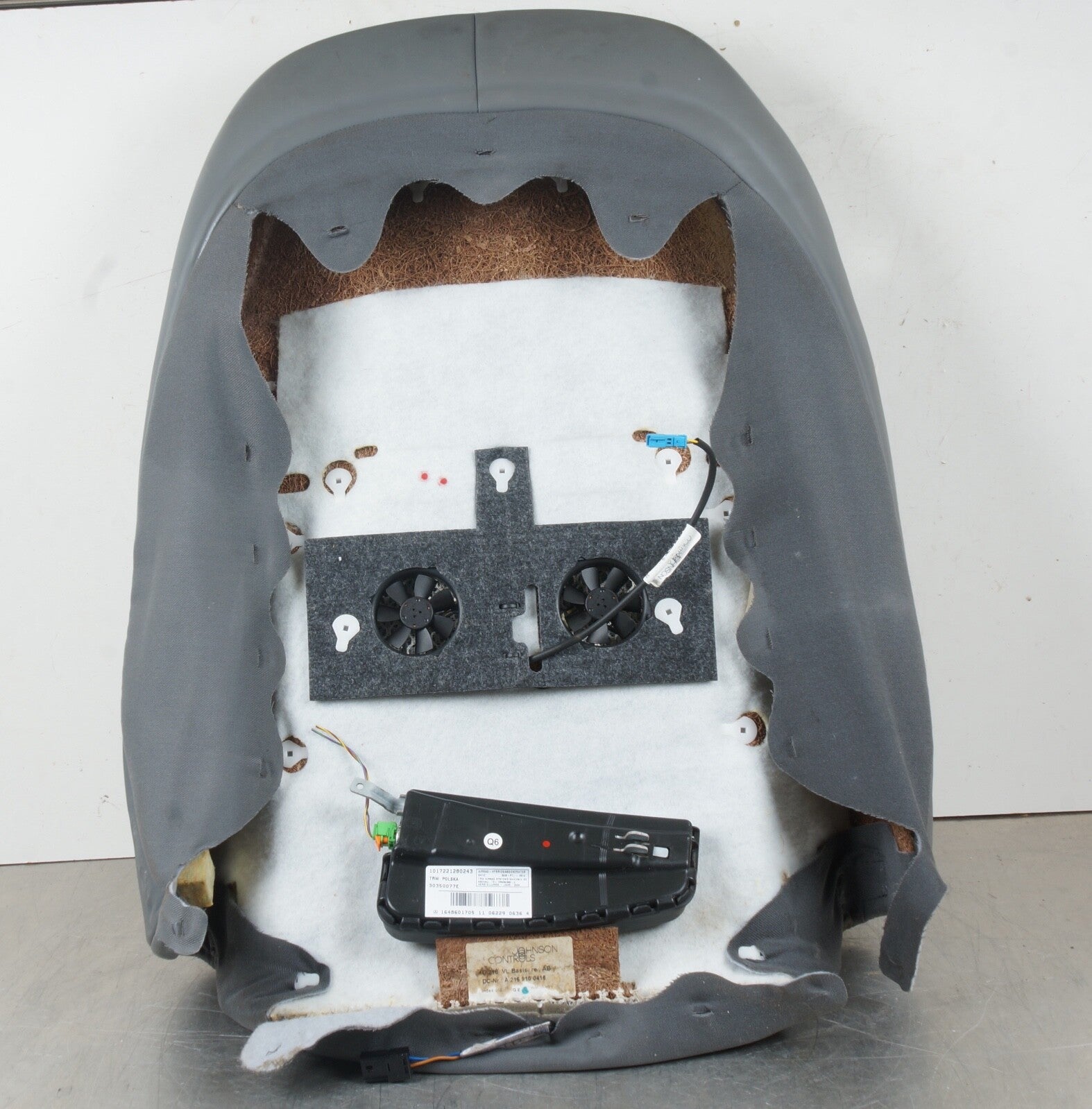 07-10 MERCEDES W216 CL550 FRONT RIGHT SEAT UPPER BACKREST LEATHER CUSHION OEM