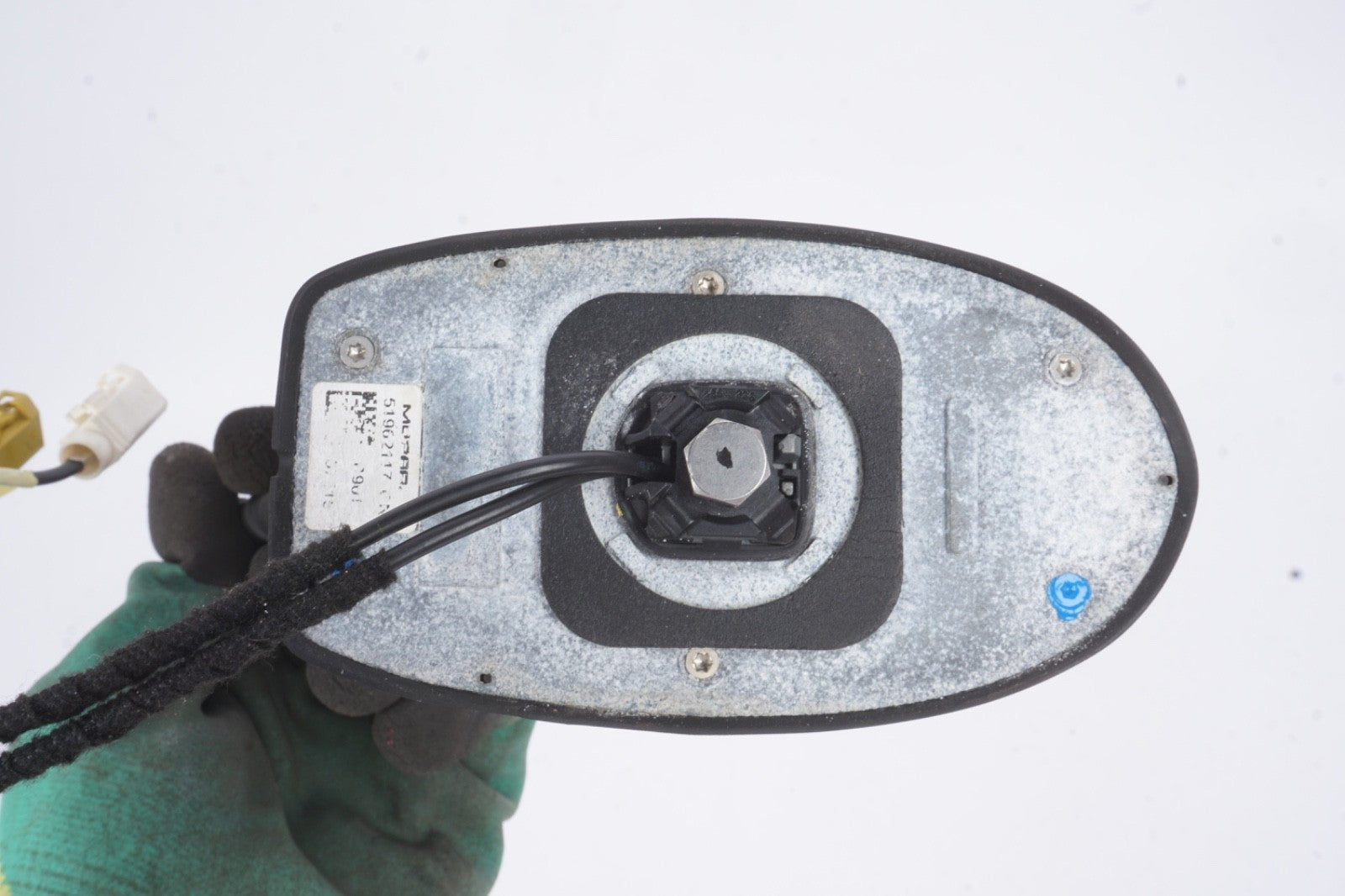 2016 2017 16 17 Fiat 500X Roof Mounted Radio Antenna