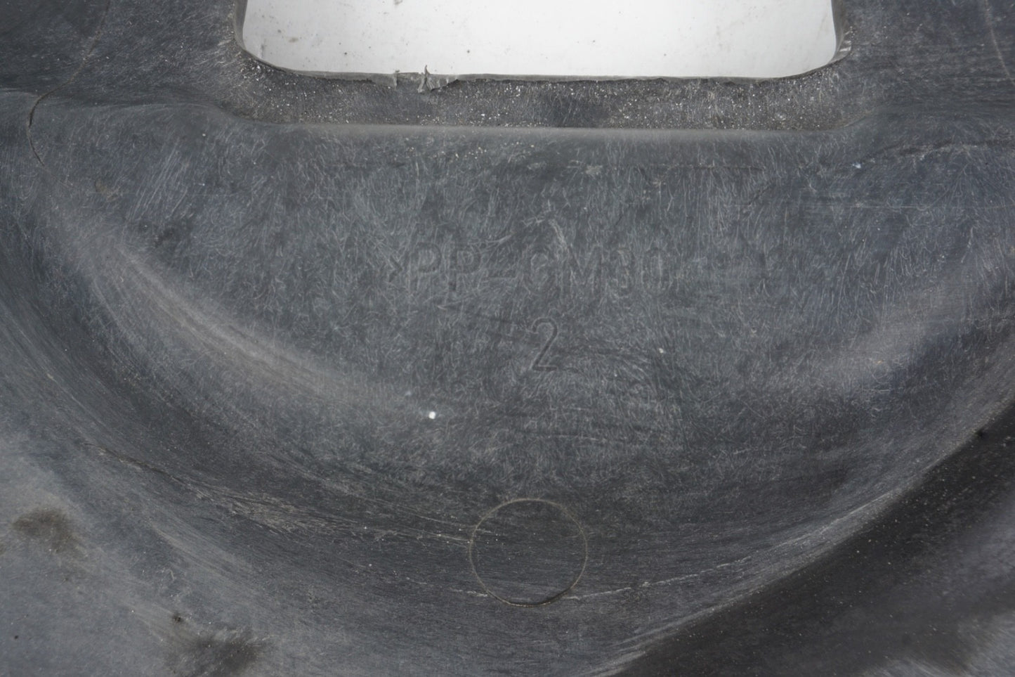 2008 - 2014 MERCEDES C200 C250 C300 C350 Engine Center Middle Lower Mud Flap