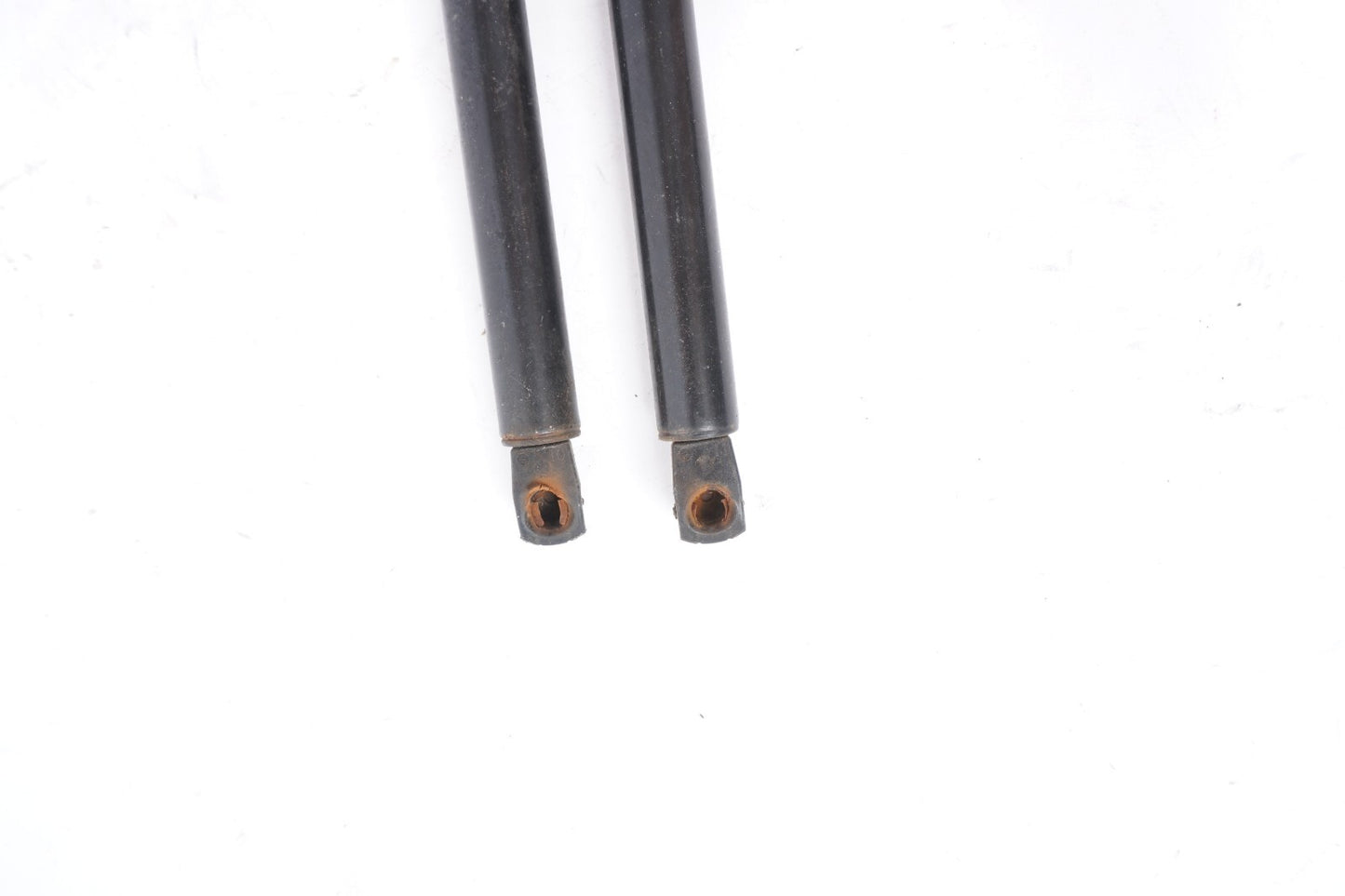 07-13 Chevy Tahoe Suburban Yukon HOOD SHOCK SUPPORT LIFT SET OF 2 OEM