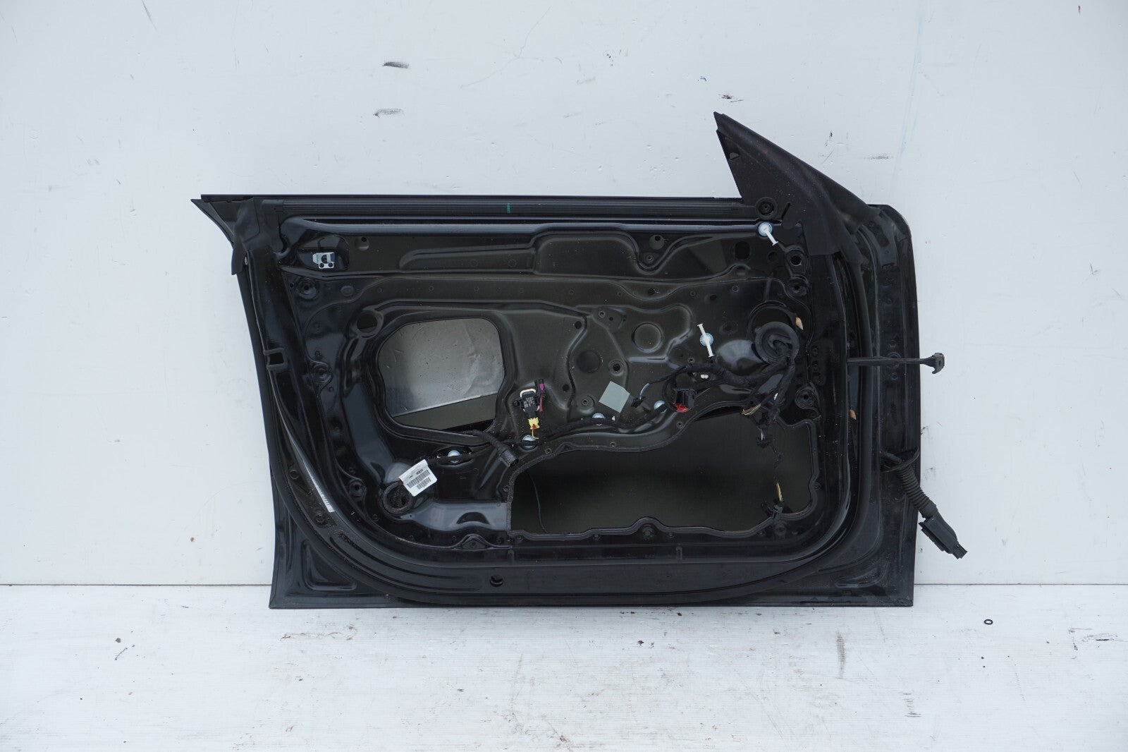 2012 - 2017 AUDI A7 FRONT LEFT DRIVER SIDE DOOR SHELL  OEM