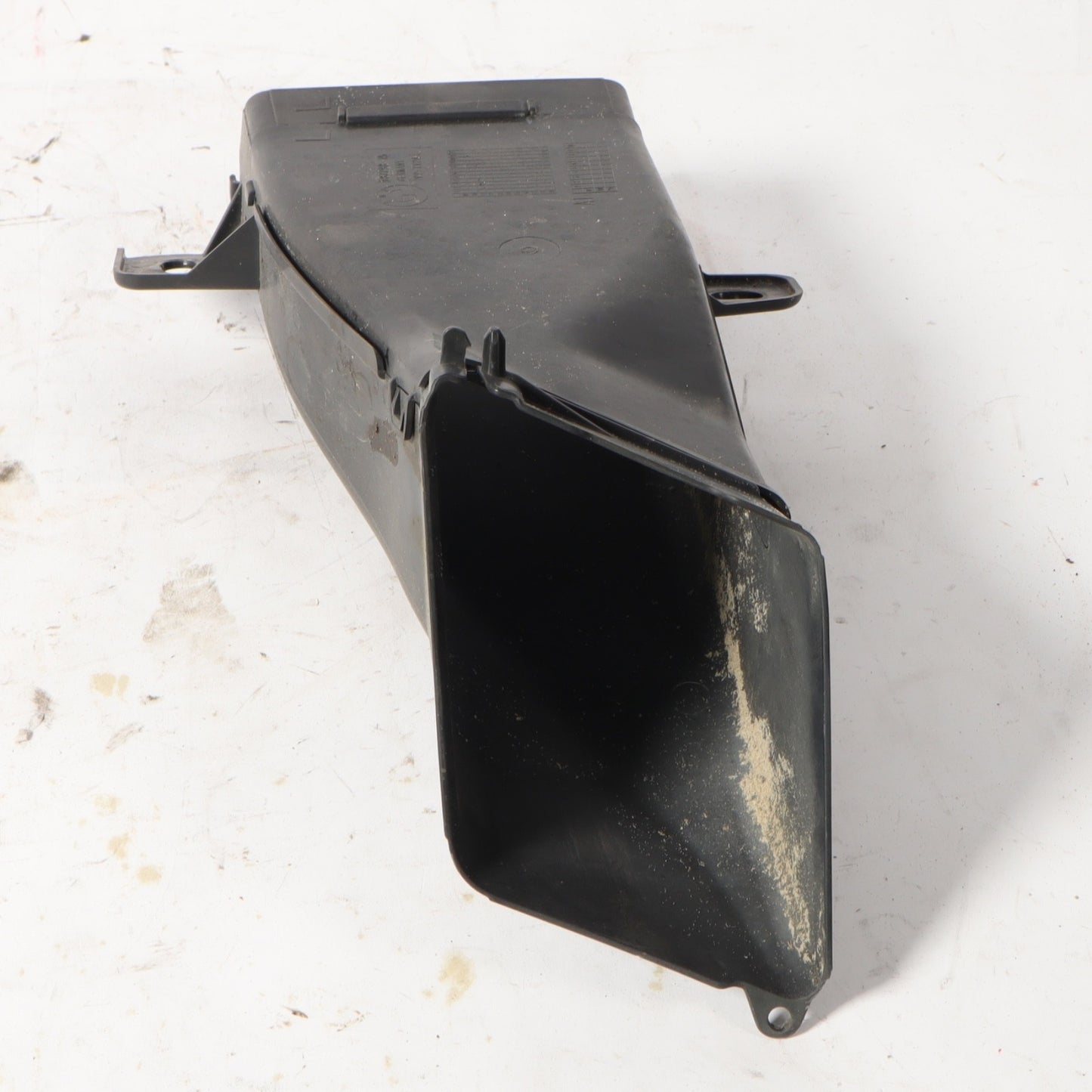 2012-2018 BMW 640I 650I F12 F13 FRONT LEFT DRIVER SIDE AIR BRAKE DUCT GUID OEM