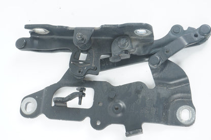 2012 - 2018 BMW 650i 640i HOOD BONNET HINGE  SET OF 2 OEM