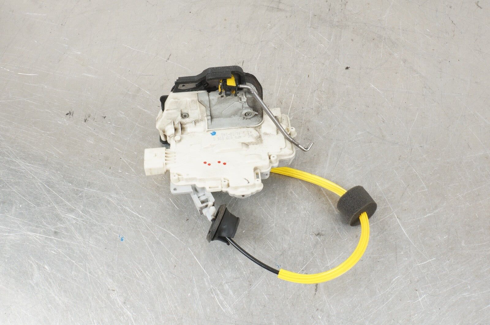 2005 - 2011 Audi C6 A6 S6 Rear Right Passenger Door Lock Latch Actuator