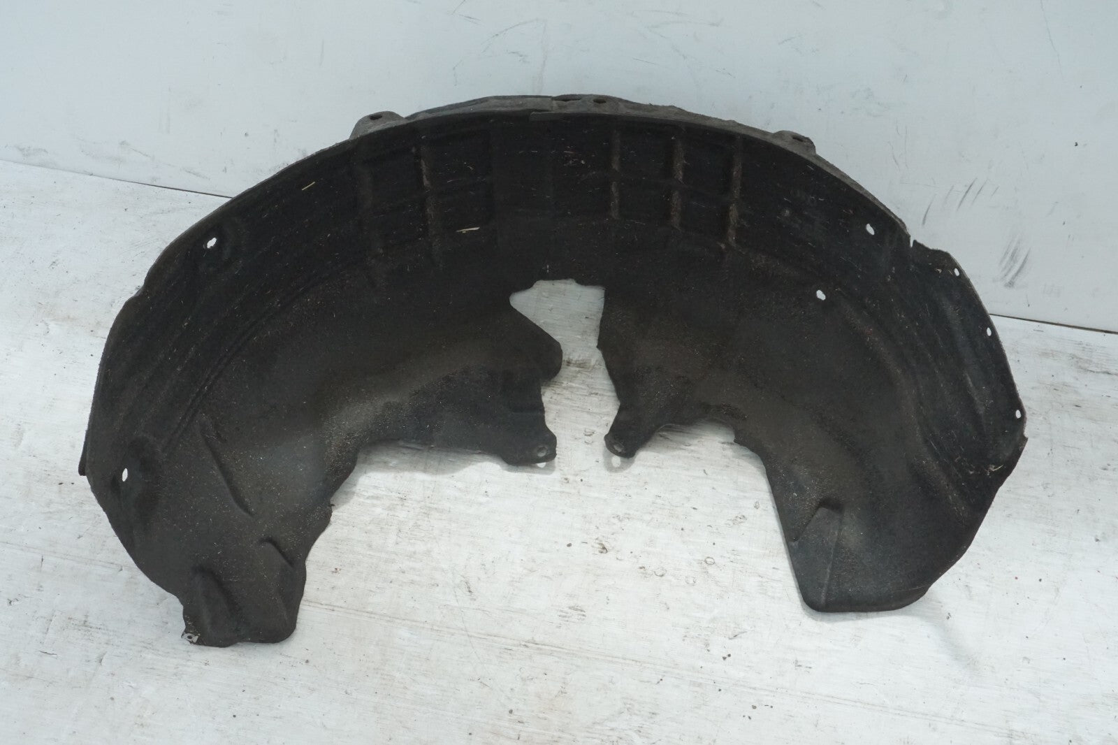 2012 - 2017 AUDI A7 REAR LEFT DRIVER SIDE FENDER LINER SPLASH OEM