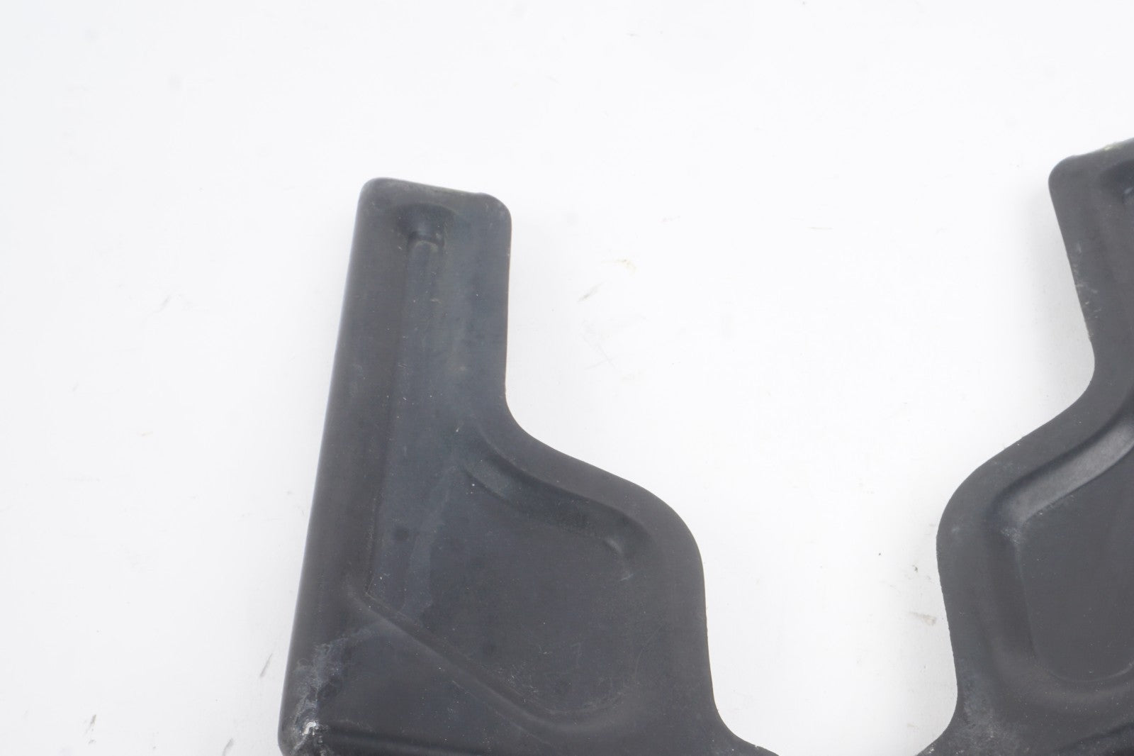 1987 - 1993 Cadillac Allante Mount Bracket Support Set Of 2 OEM