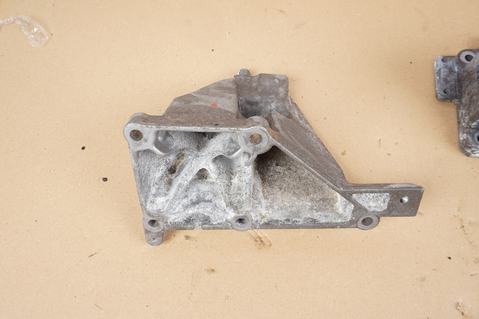 12-13 Mercedes W221 S550 RWD Engine Motor Left & Right Mount Bracket Set  OEM