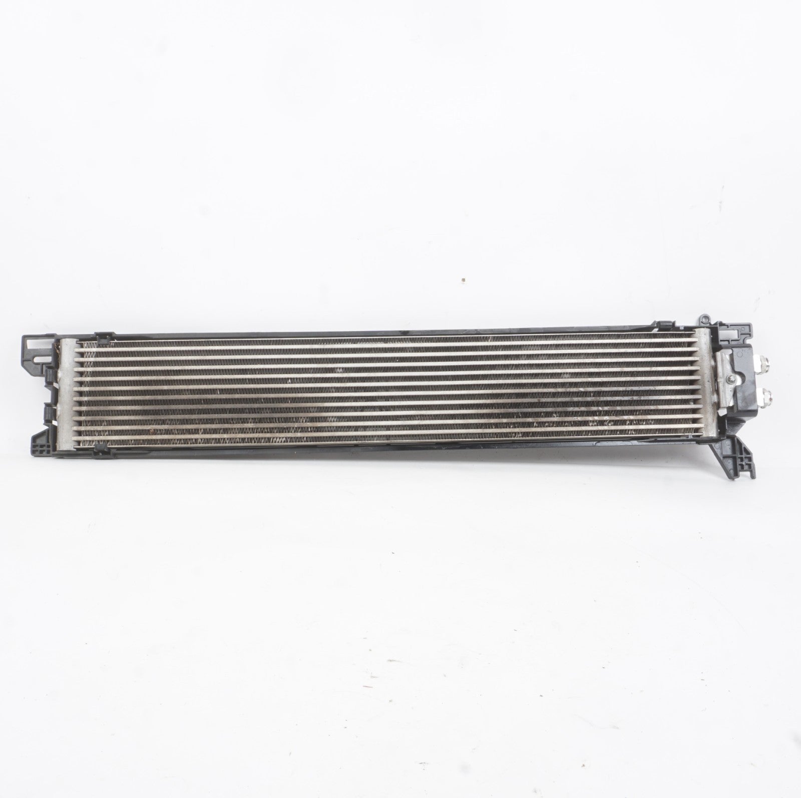 2015-2018 Jeep Renegade 2.4l Engine Oil Radiator 51965915 OEM