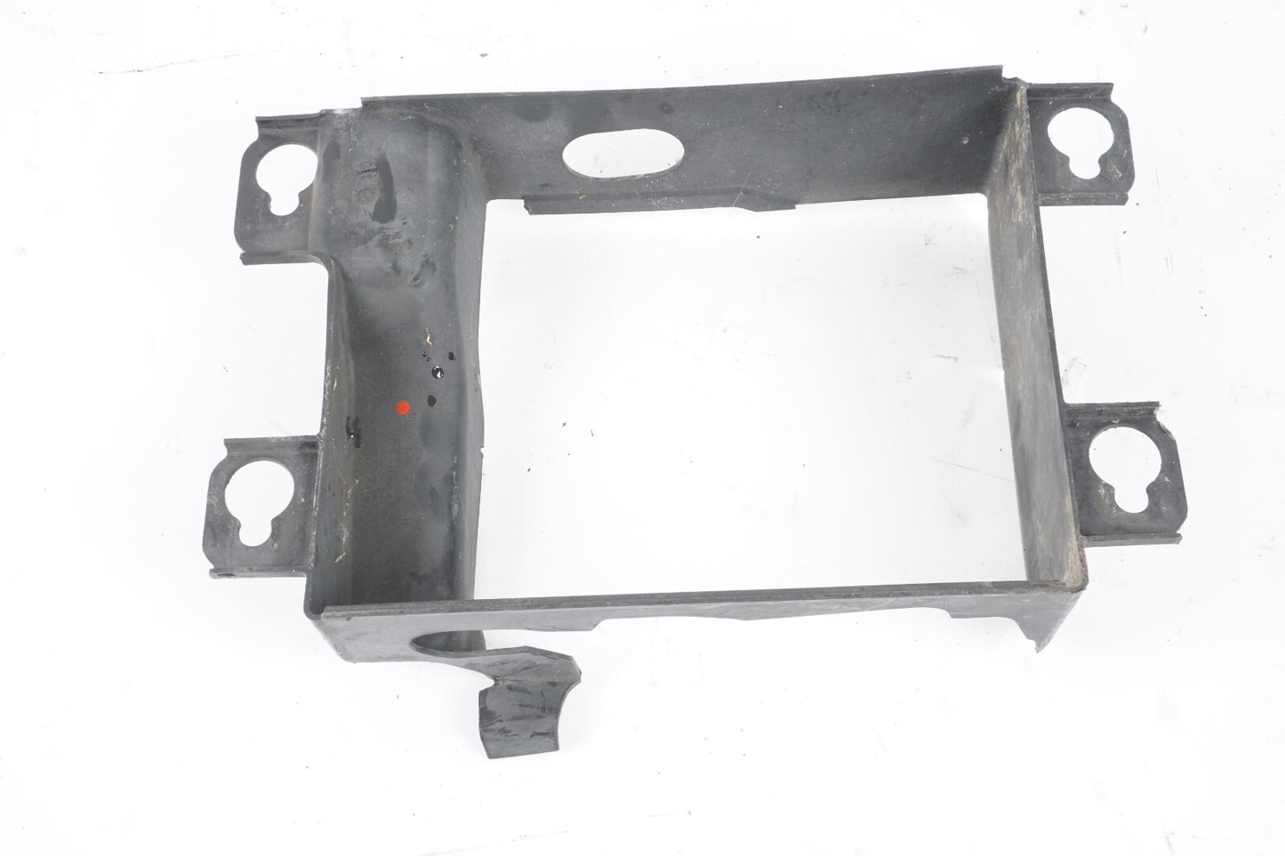 11-17 AUDI A8L A8 3.0L FRONT LEFT AUXILIARY RADIATOR AIR DUCT OEM