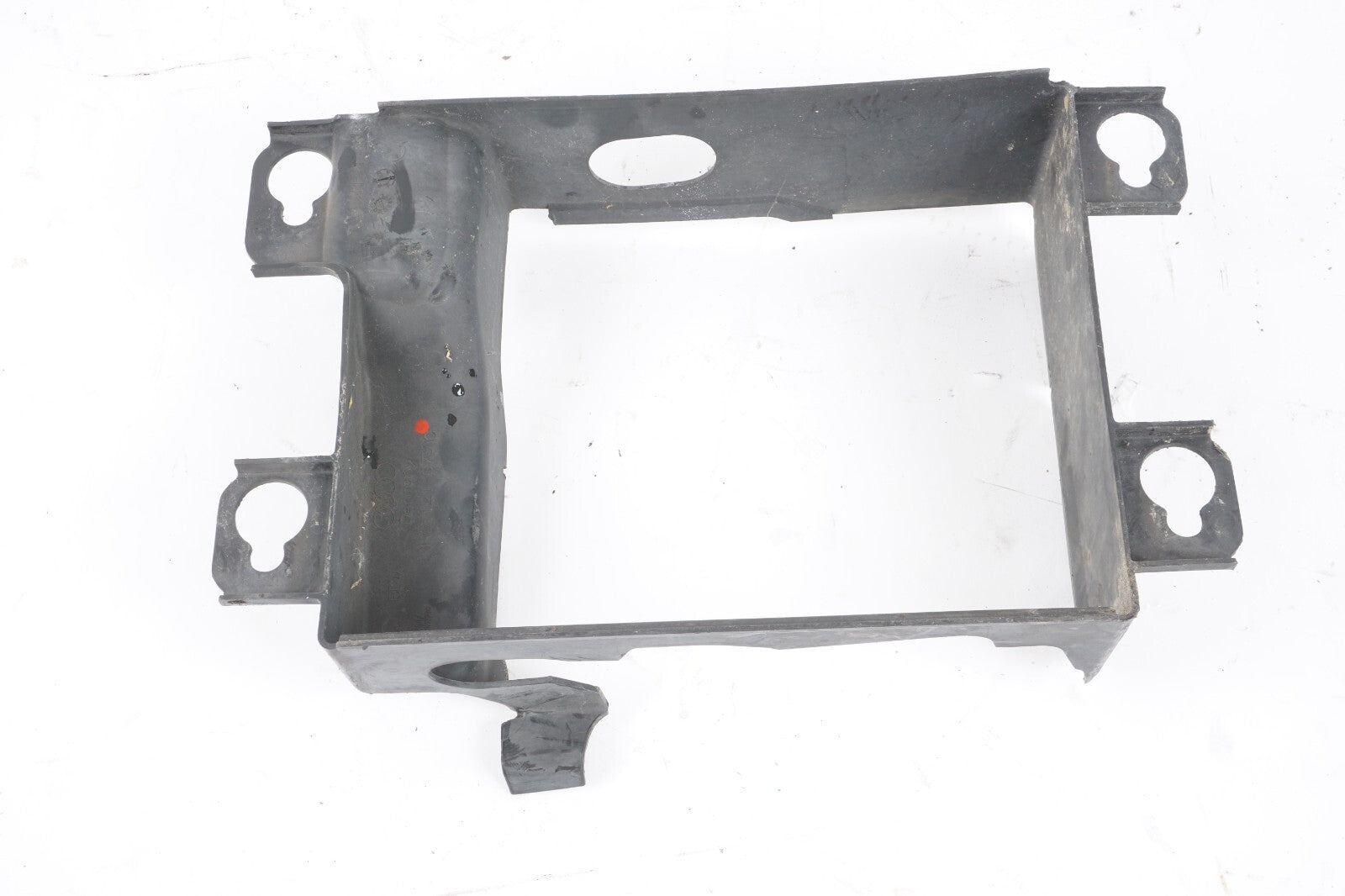 11-17 AUDI A8L A8 3.0L FRONT LEFT AUXILIARY RADIATOR AIR DUCT OEM