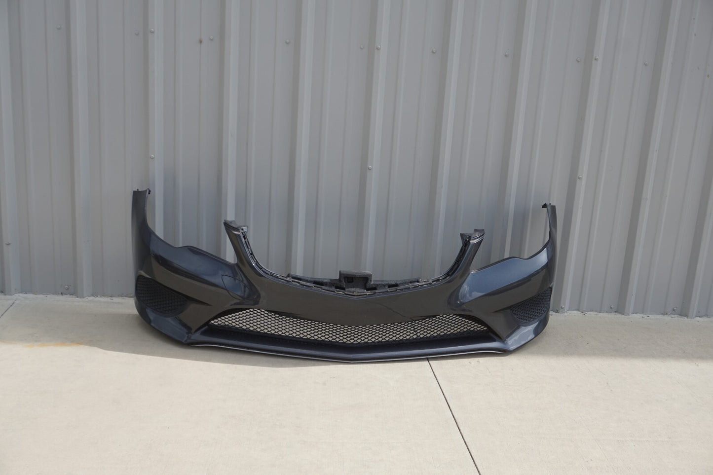14 - 17 Mercedes W207 E350 E550 E400 Front Bumper Cover  OEM