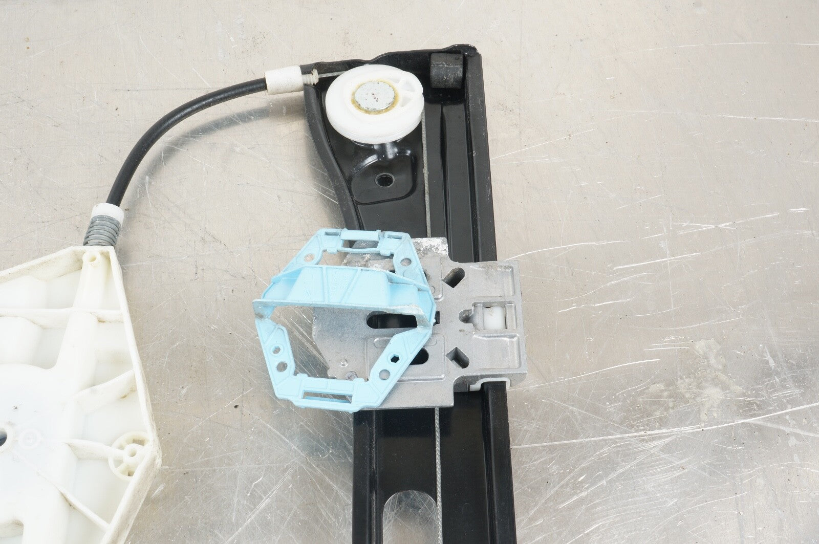 07-13 Mercedes W221 S550 Front Left Driver Window Regulator 2217200146