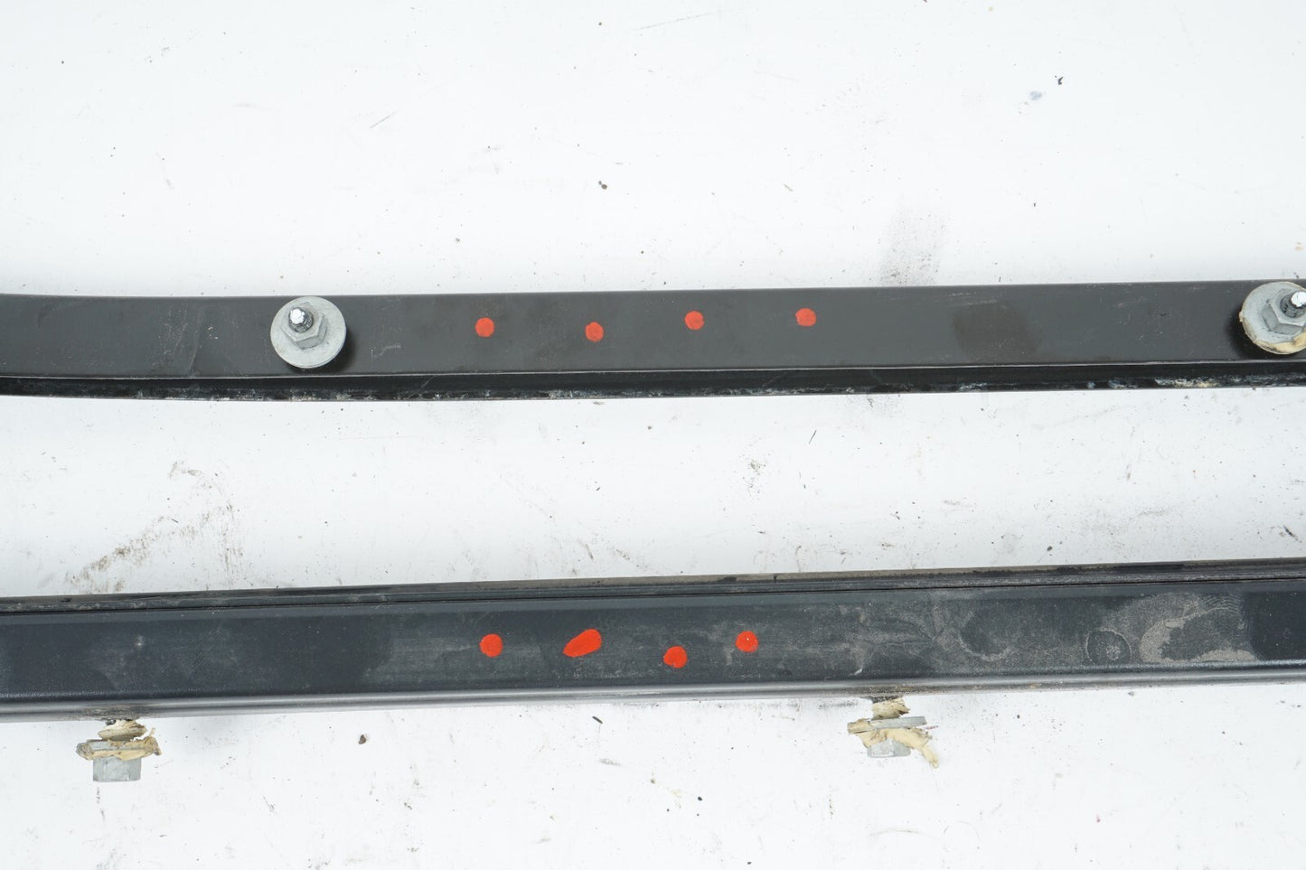 17-20 CHRYSLER PACIFICA REAR RIGHT SLIDING DOOR UPPER & LOWER ROLLER TRACK OEM