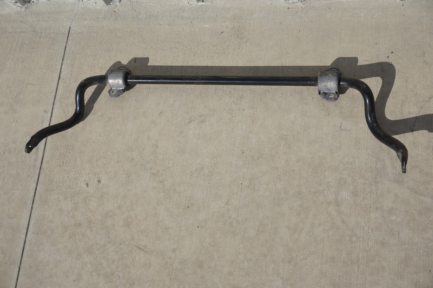 08-14 Mercedes C250 C300 C350 Front Stabilizer Sway Bar 2043232065  OEM