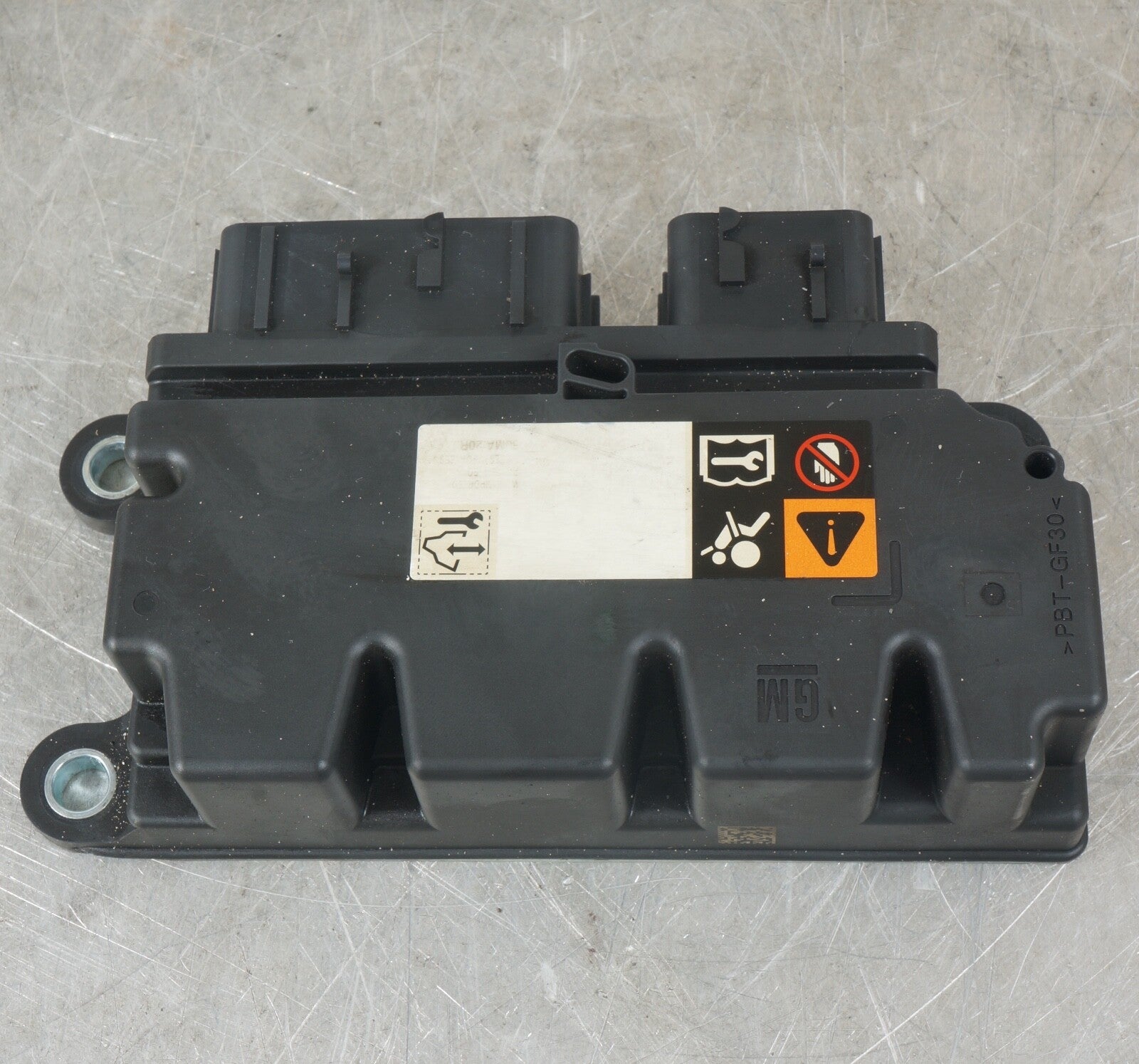 2020 - 2023 CADILLAC CT4 RESTRAINT DIAGNOSTIC COMPUTER CONTROL MODULE UNIT OEM