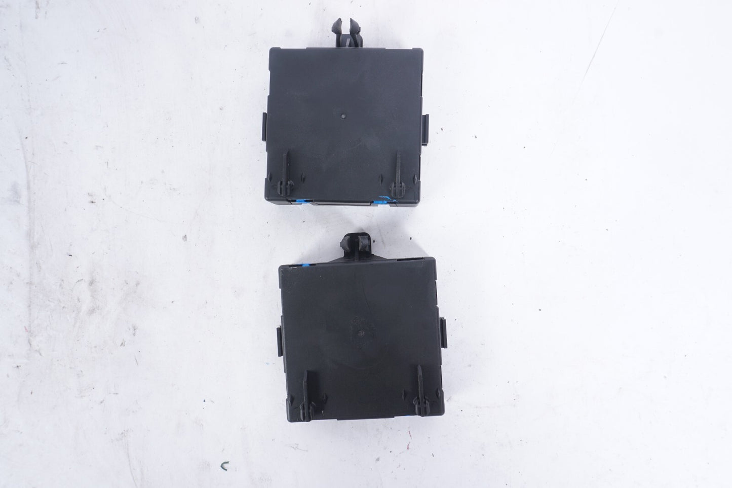 08-14 Mercedes W204 C250 C300 C350 Front Left & Right Door Control Module OEM