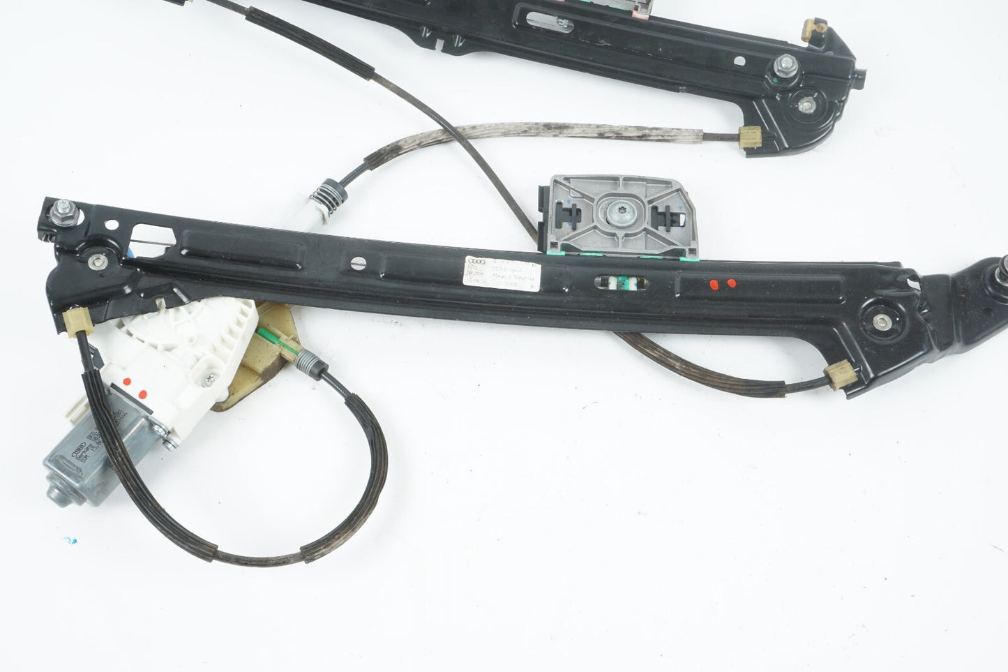2012 - 2018 AUDI A7 FRONT RIGHT PASSENGER SIDE DOOR WINDOW REGULATOR & MOTOR OEM