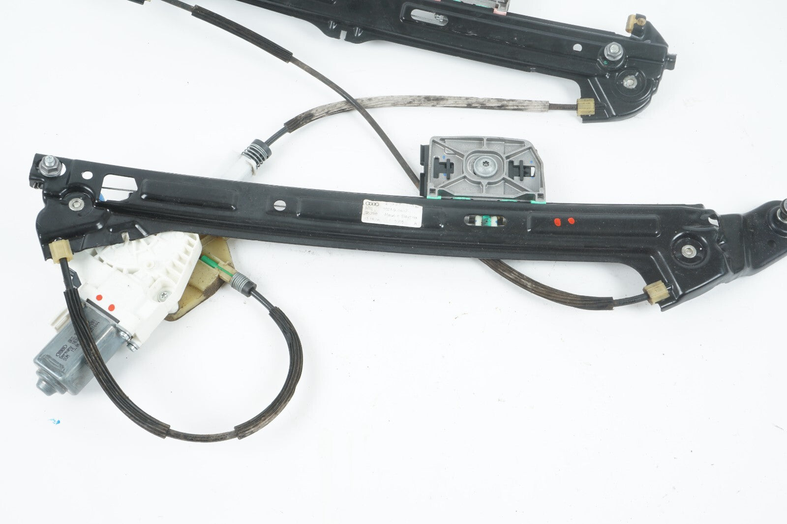 2012 - 2018 AUDI A7 FRONT RIGHT PASSENGER SIDE DOOR WINDOW REGULATOR & MOTOR OEM
