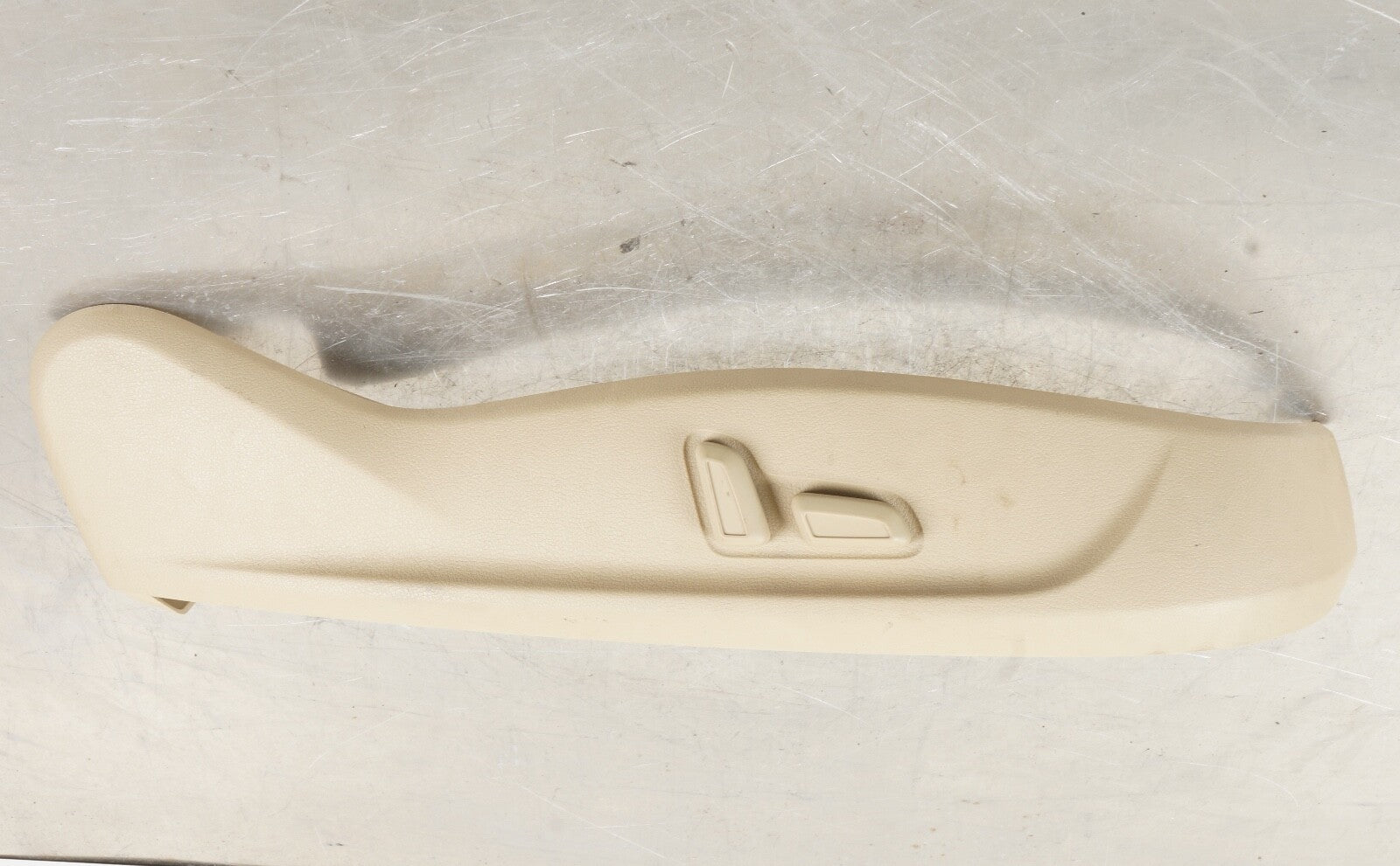 2012 - 2018 AUDI A7 FRONT RIGHT PASSENGER SIDE SEAT SWITCH OUTER COVER TRIM OEM