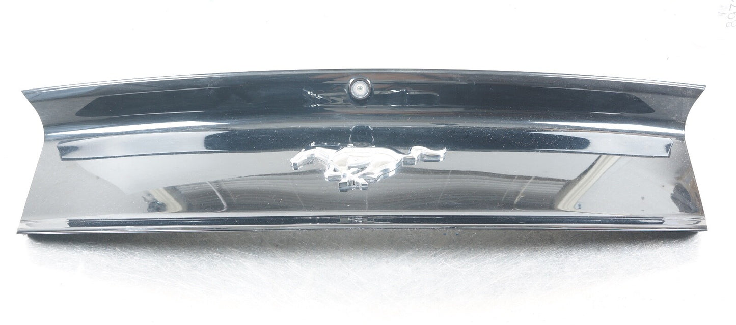 OEM 2015 2016 2017 FORD MUSTANG PONY TRUNK TRIM APPLIQUE PANEL W/ CAMERA 