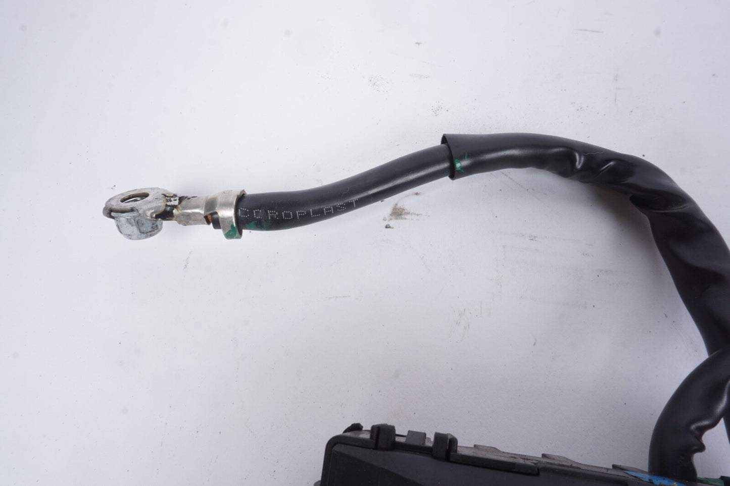 03-08 Mercedes R230 SL500 Fuse Box 2305150001 OEM