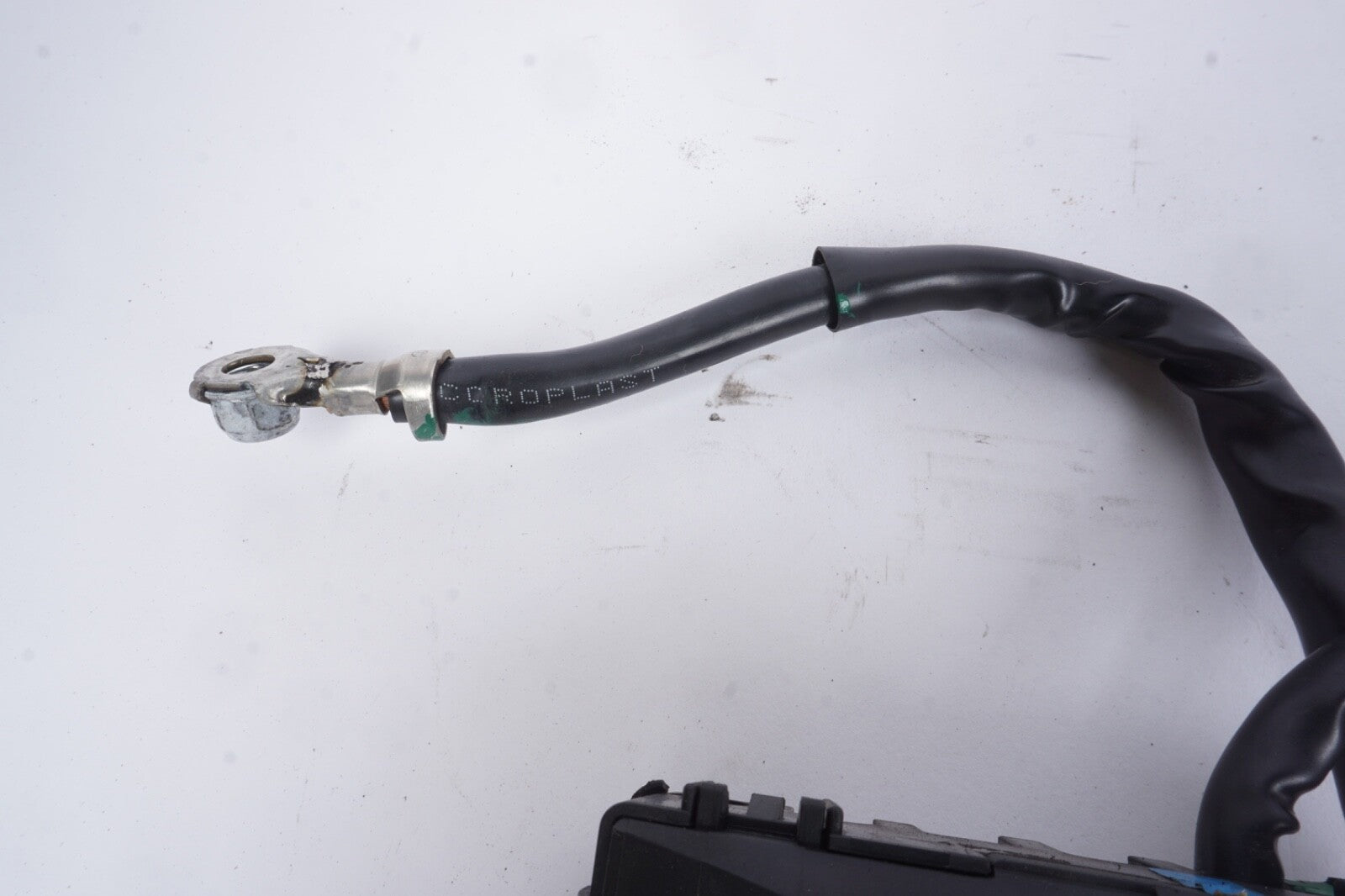 03-08 Mercedes R230 SL500 Fuse Box 2305150001 OEM