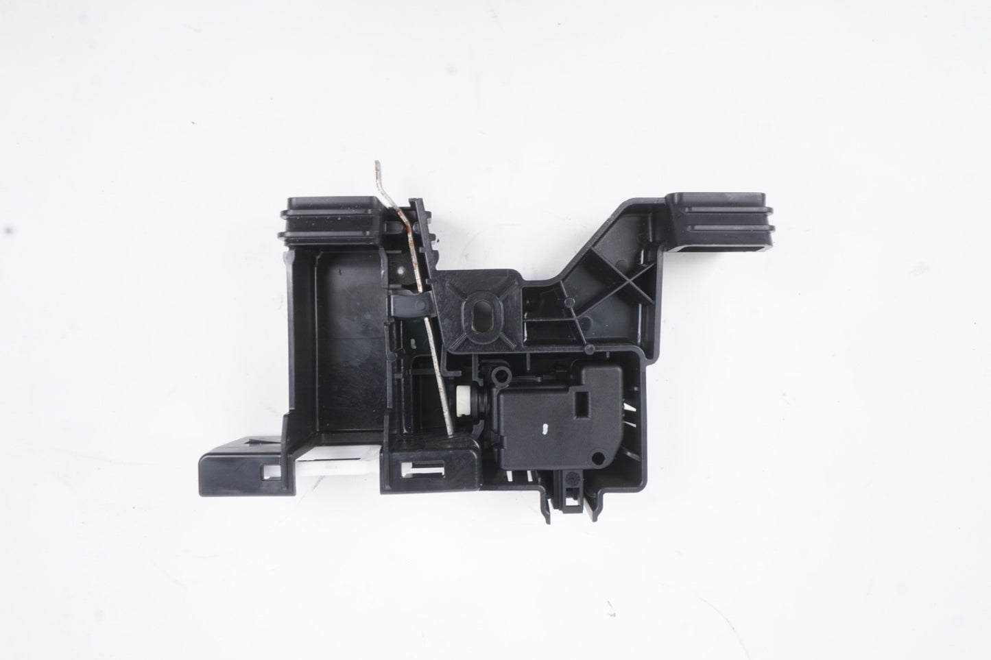 2013 - 2016 Mercedes GL450 Seat Headrest Lock Latch Actuator OEM