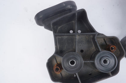 2007 - 2012 Mercedes Benz Gl X164 Bracket Mount Bumper Lh Left Right Rh Rear Oem