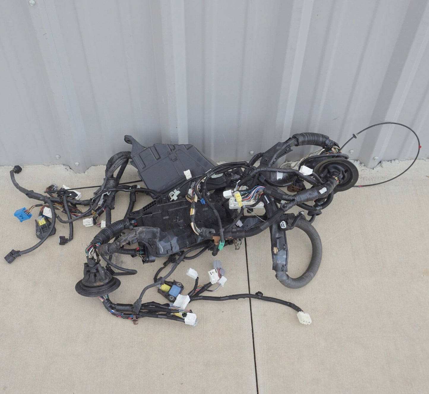 2018 - 2019 HONDA ODYSSEY ENGINE ROOM RIGHT SIDE WIRE WIRING HARNESS & FUSE BOX