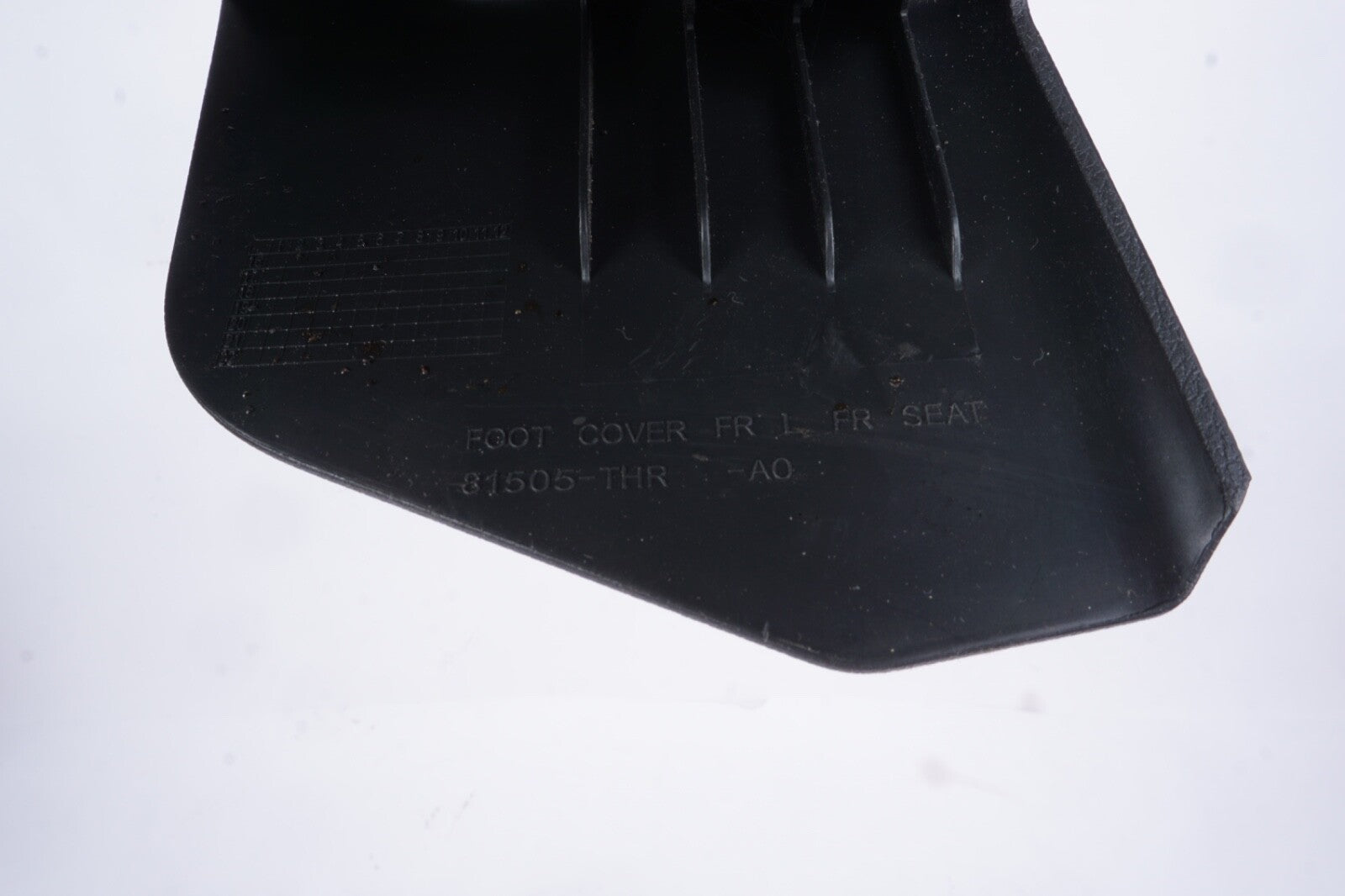 2018 - 2025 HONDA ODYSSEY FRONT LEFT SIDE SEAT TRACK TRIM COVER SET OF 4 OEM