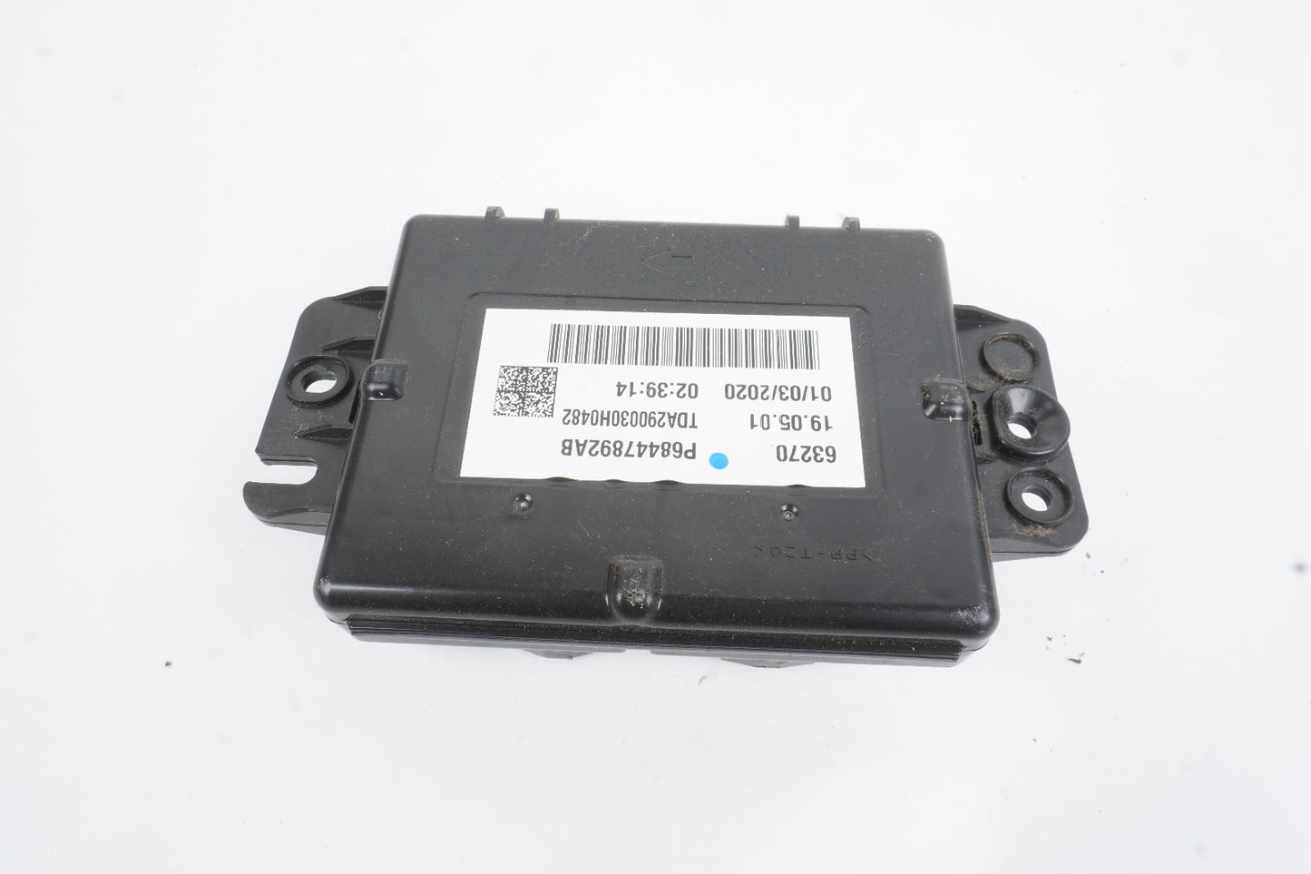 2018 - 2020 CHRYSLER PACIFICA A/C CLIMATE HEATER TEMPERATURE CONTROL MODULE OEM