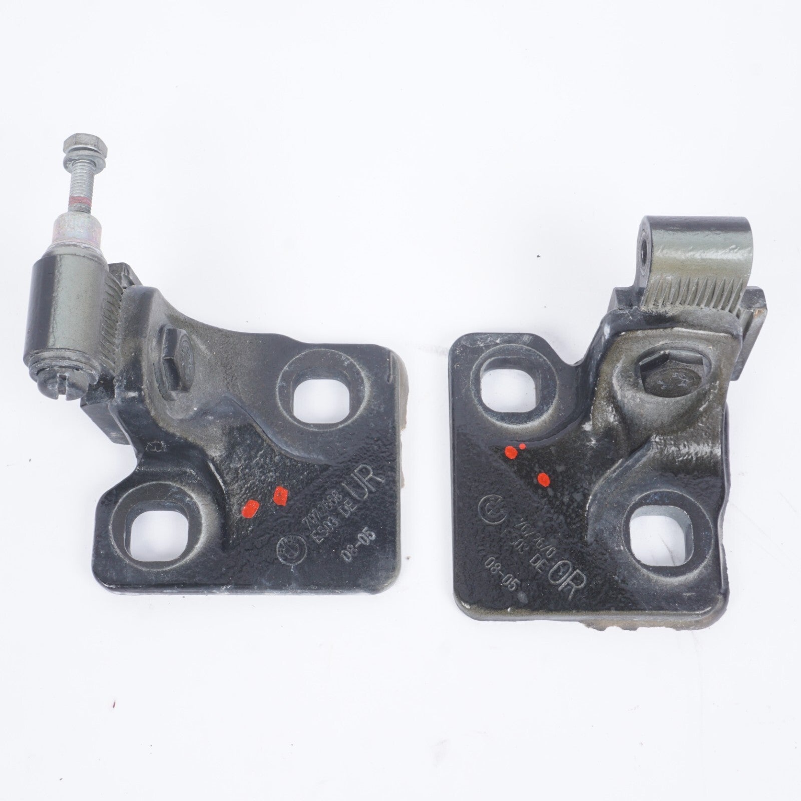 2004 - 2010  BMW 650i E63 E64 Front Right Passenger Door Hinge Set OEM