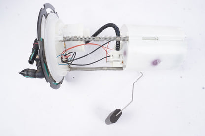 10 - 15 Mercedes W207 E350 Gas Fuel Pump OEM