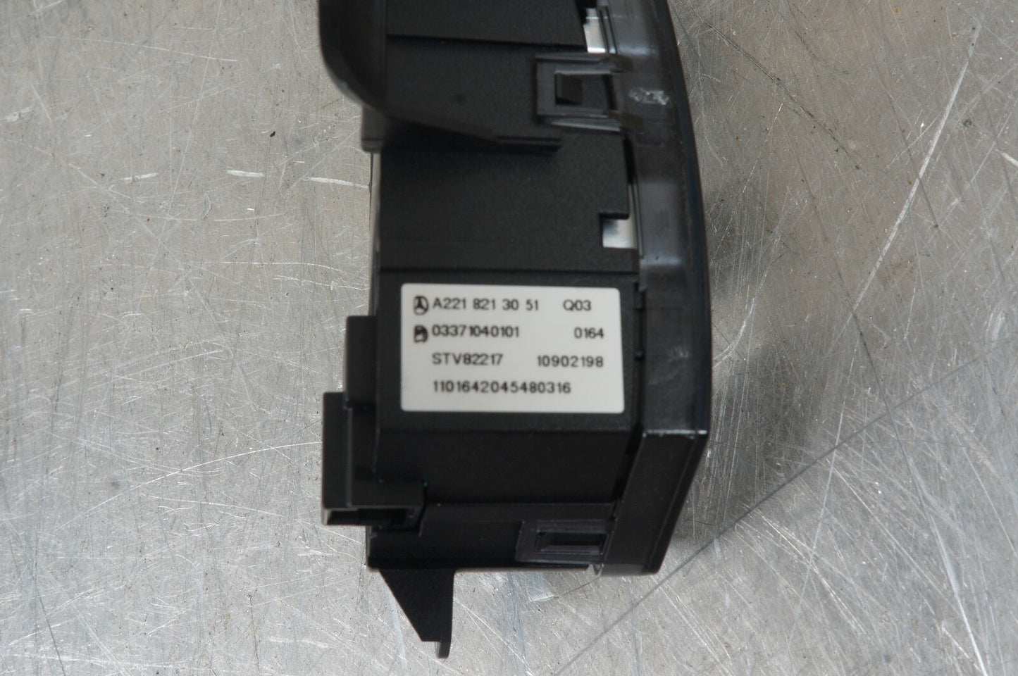 07-13 Mercedes W221 S450 S63 Door Lock Switch Front Left Driver 2218213051 OEM