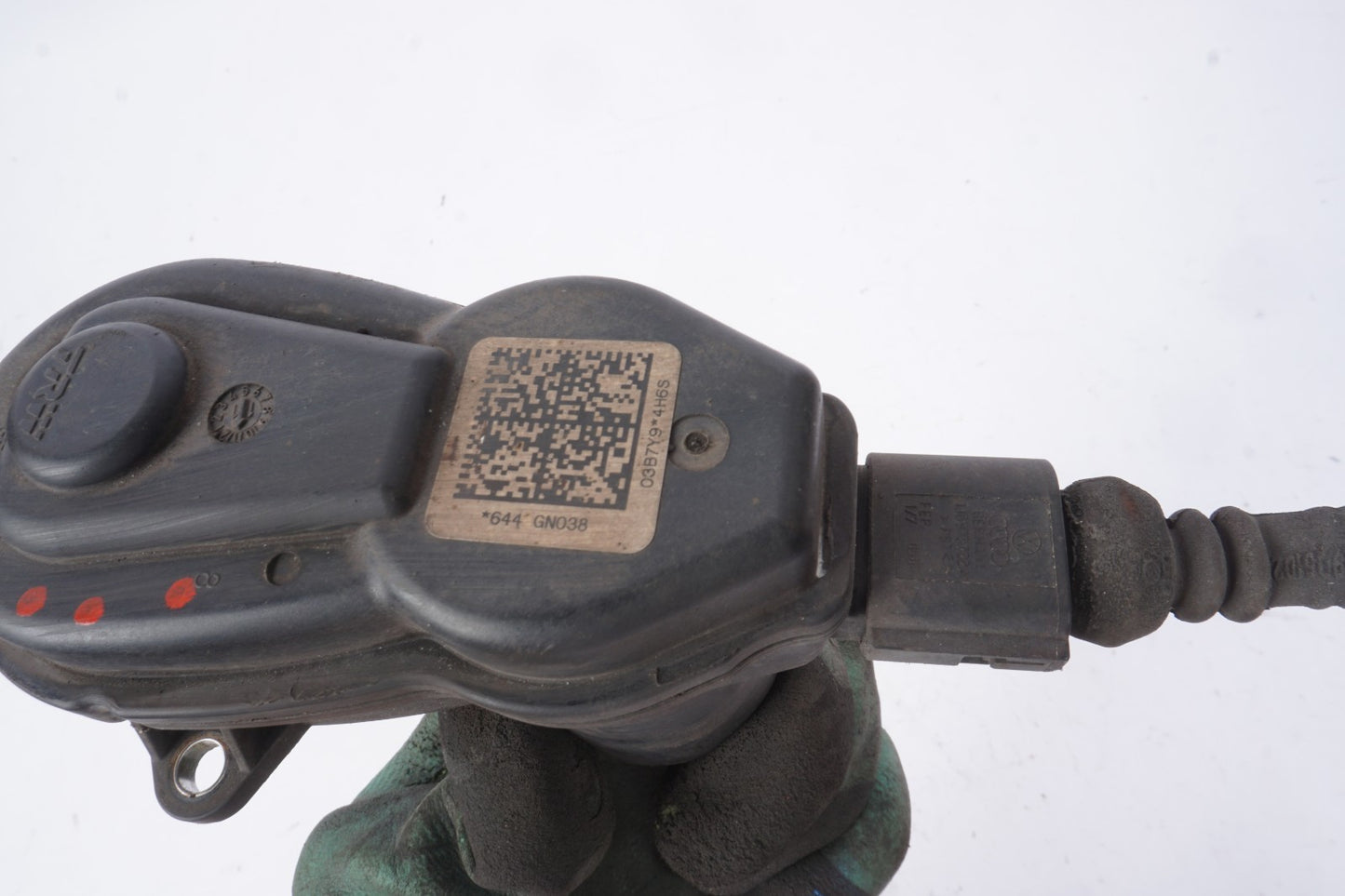 2011 - 2017 AUDI A8 Rear Brake Motor Actuator Passenger Side Right OEM