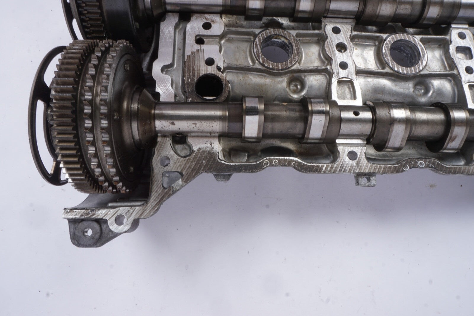 2008-2011 MERCEDES C350 E350 3.5L V6 M272 ENGINE LEFT HEAD CAMSHAFT INT. EXT.