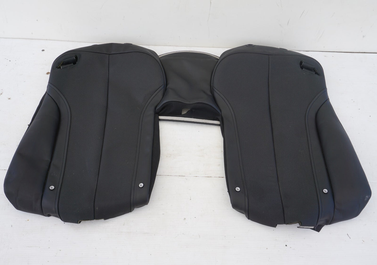 2012 - 2018 BMW 650i 640i F13 REAR SEAT BACK BACKREST COVER UPPER OEM