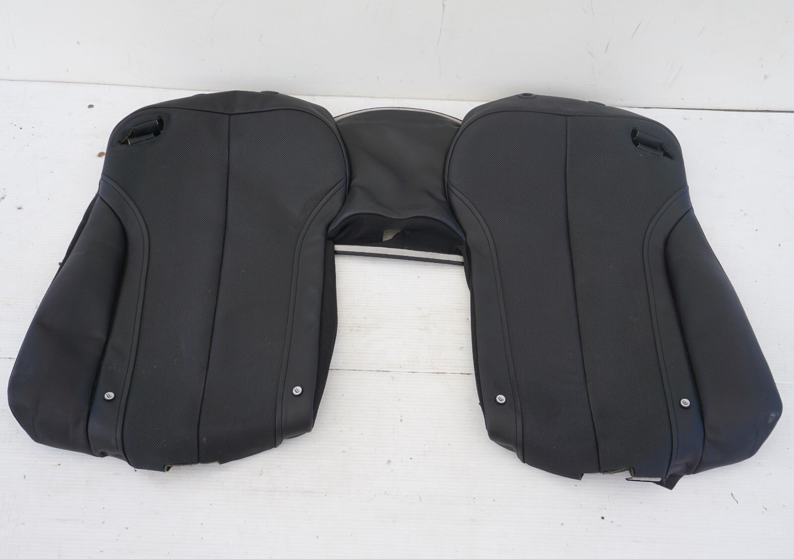 2012 - 2018 BMW 650i 640i F13 REAR SEAT BACK BACKREST COVER UPPER OEM