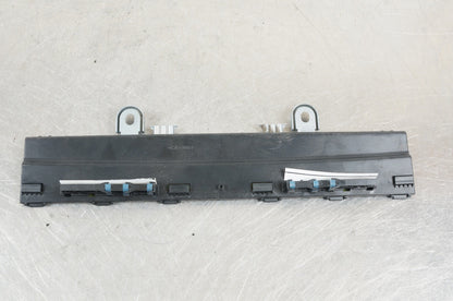 07-13 Mercedes W221 S550 S63 AMG Rear Roof Antenna Amplifier Amp 2218704789 OEM