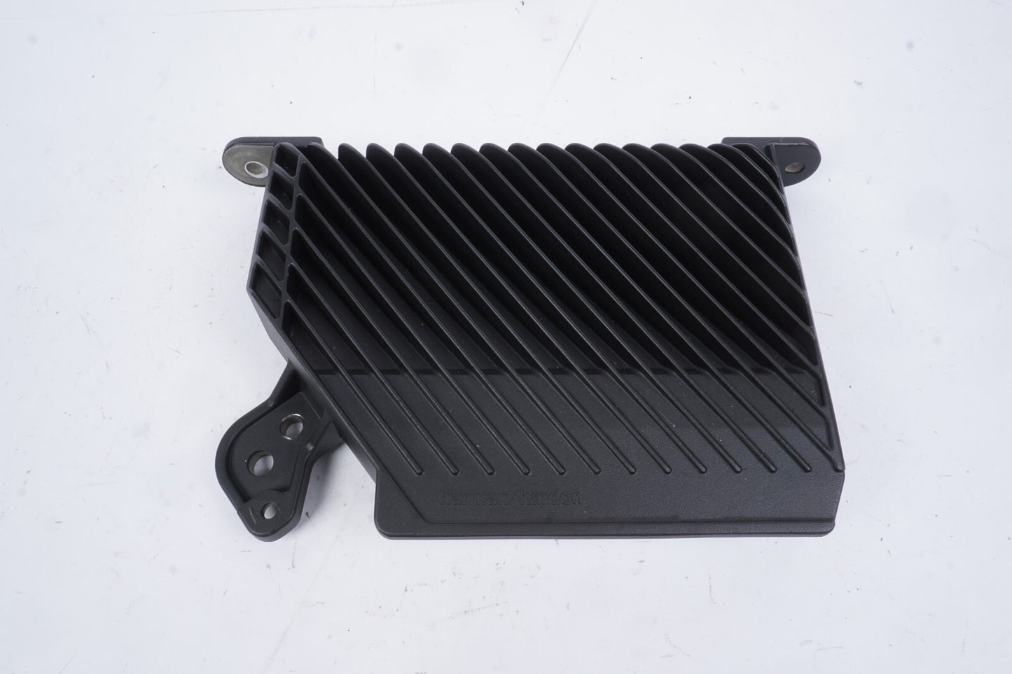 2021 - 2023 Polestar 2 Radio Audio Amplifier Harman Kardon 32359256 OEM