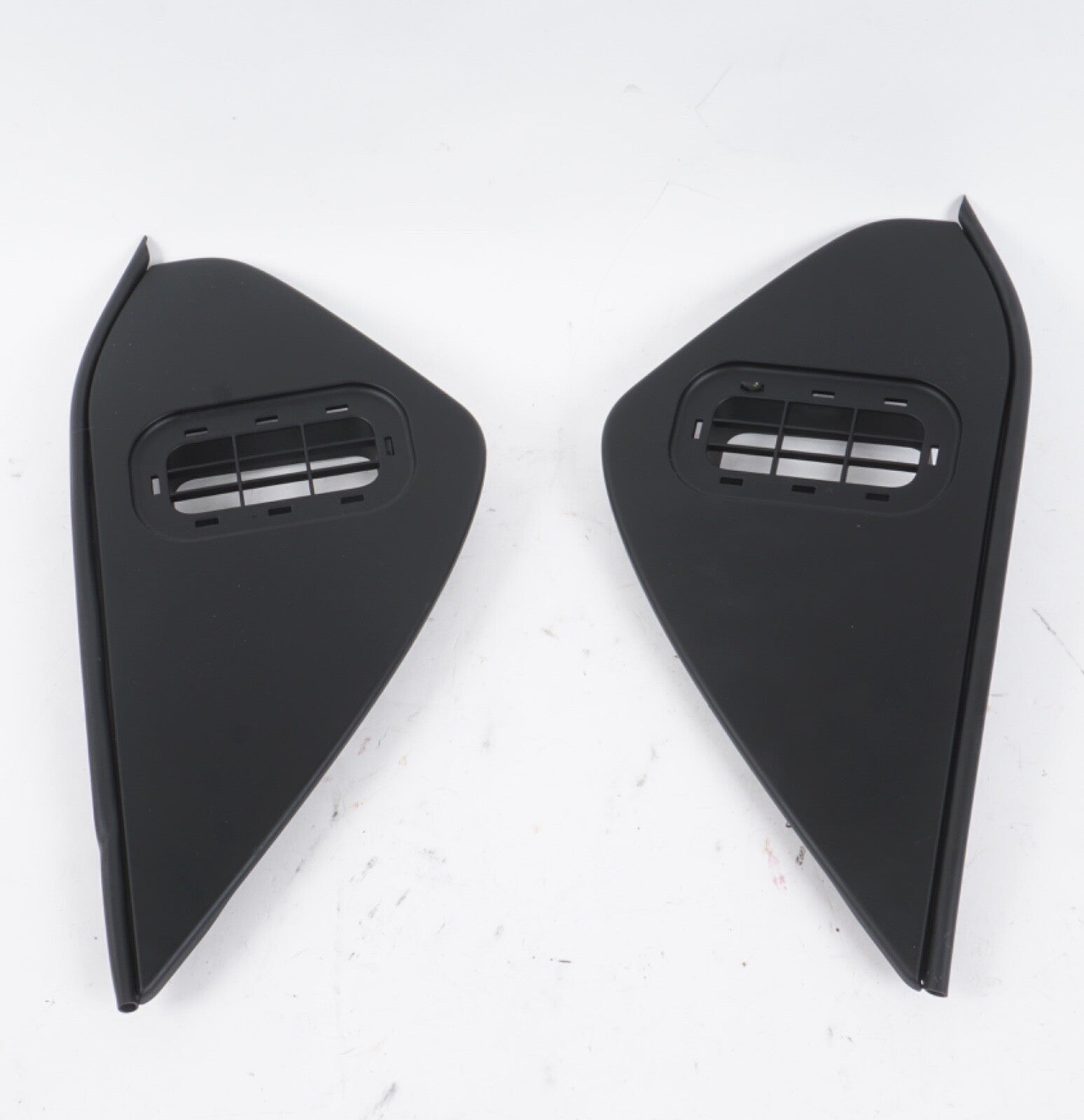 14-20 Maserati Ghibli Front Dash Left Right Side End Cap Trim Cover Pair