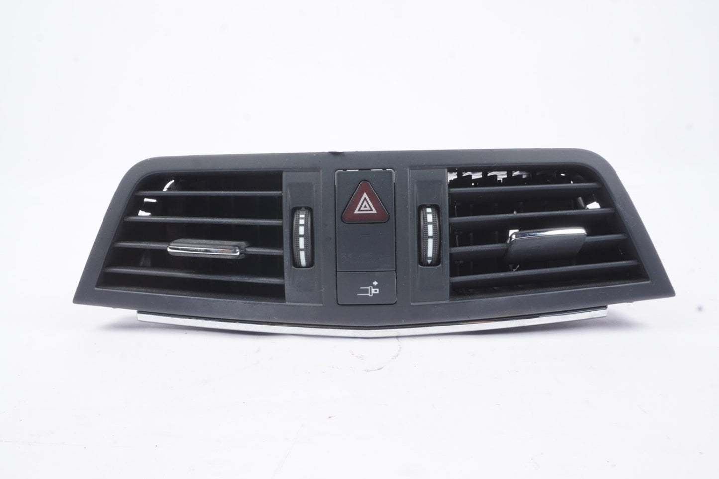 2010 - 2013 MERCEDES BENZ E CLASS C207 AC AIR VENT GRILLE W HAZARD LIGHT OEM